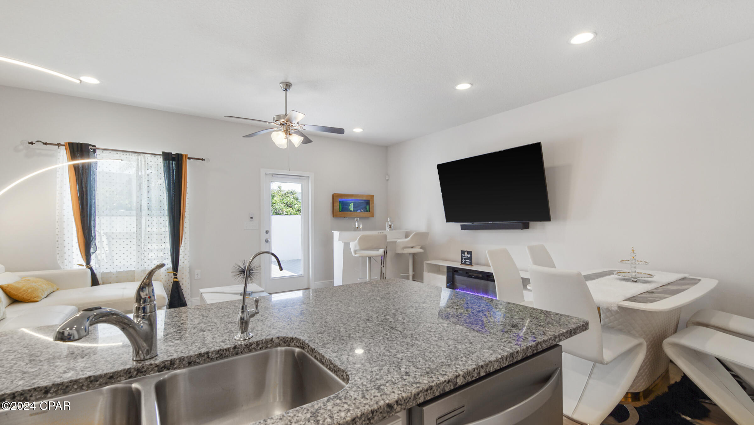 Iip8tws9illueqncfqit9jokb2tiwxsdbq0lugvi82q