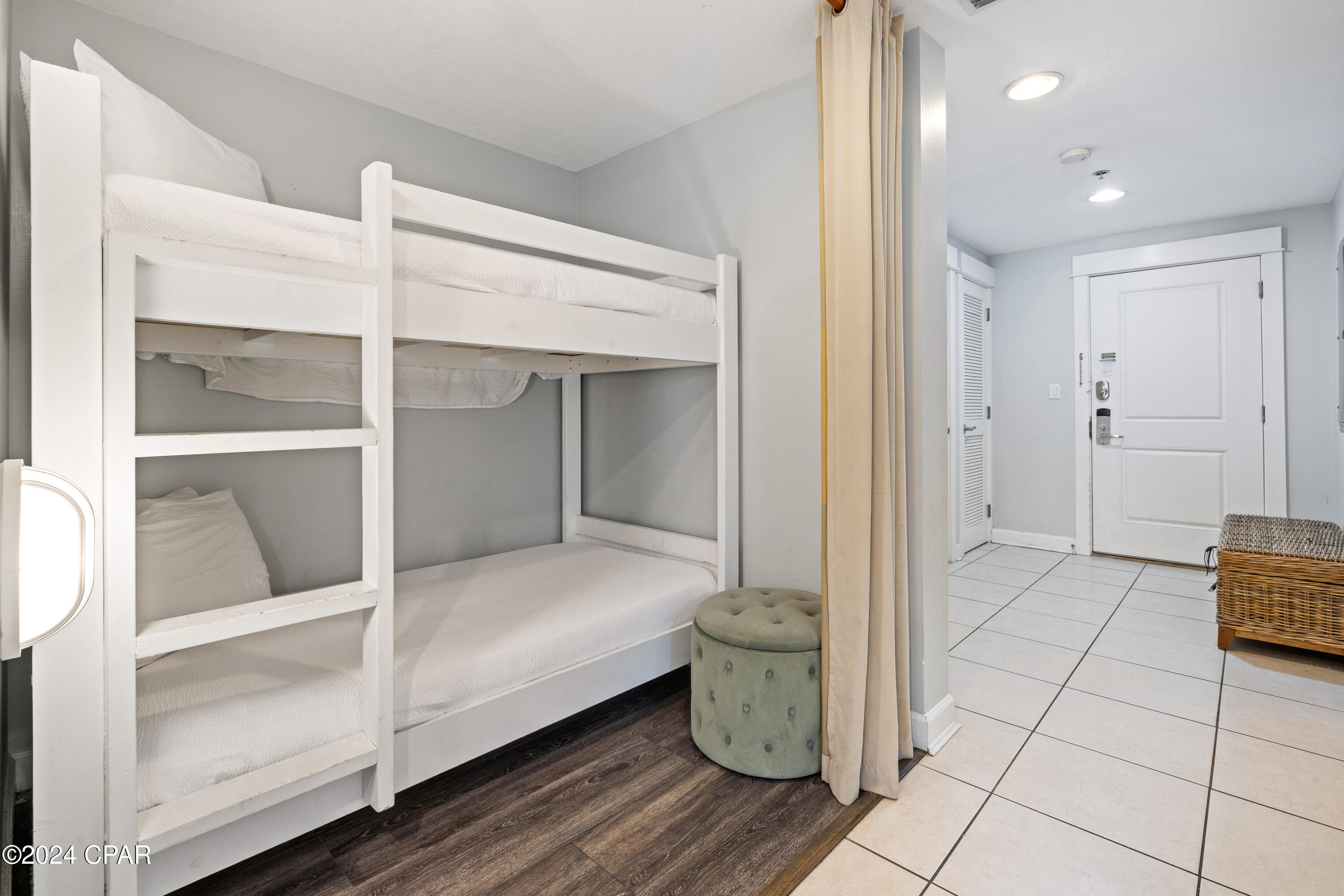 Oyw7xwpddgllf Hkr1swfzwgbgyyuqo1miqr4_ Wo9s