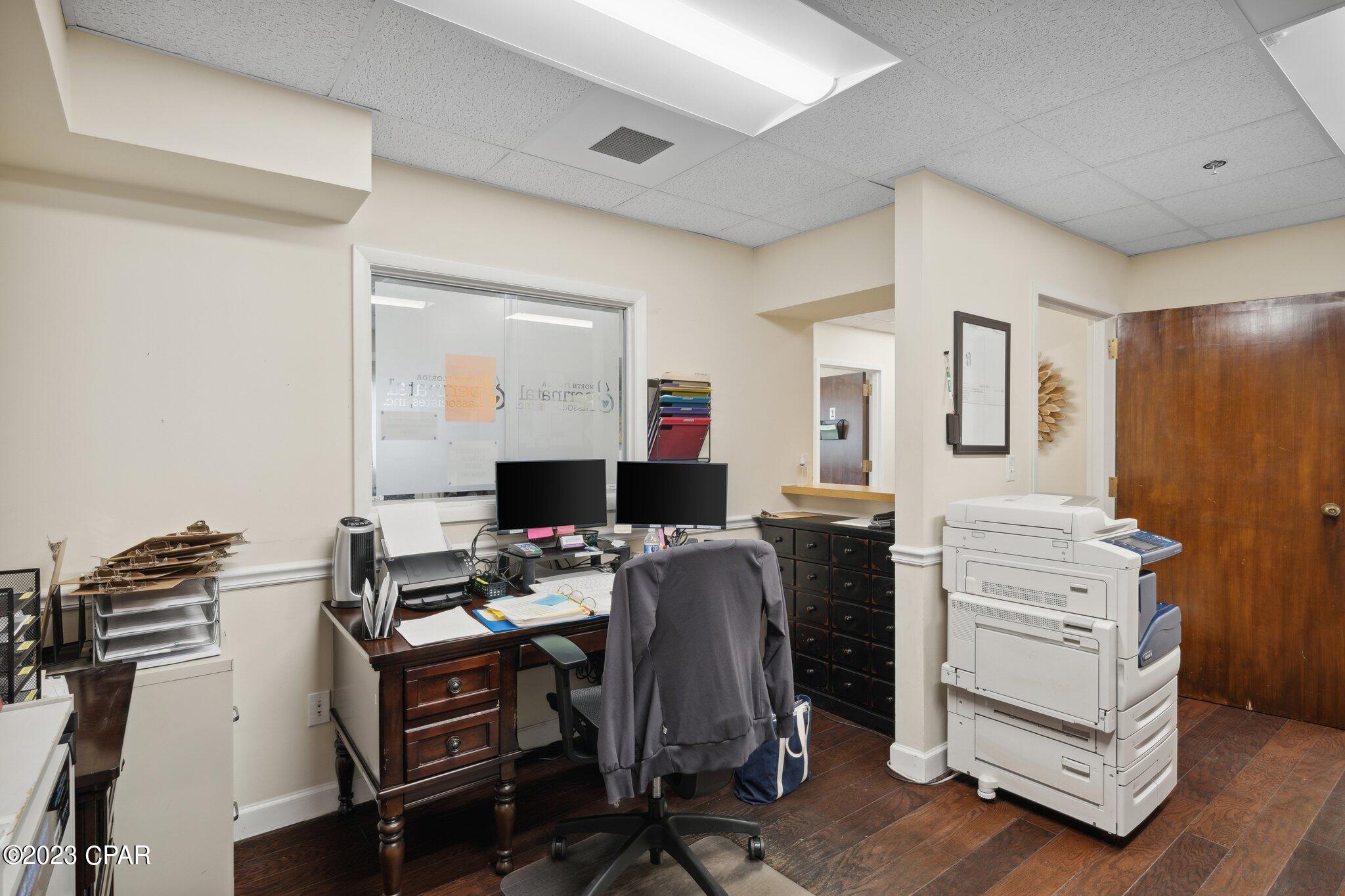 Aq7fidtn Rxgyrnkc5yzzulflbae49q1_zpkhiojqjy