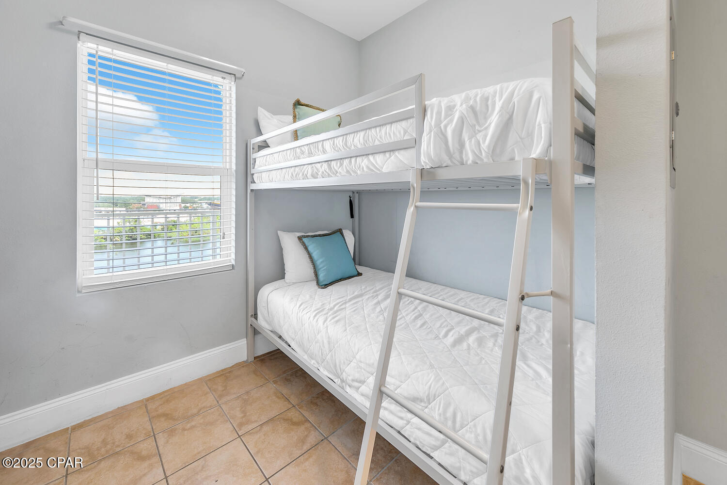 Tqrrgq_9p8q183grp8wmo8_1lobzlt9ltvxj Azdhsg