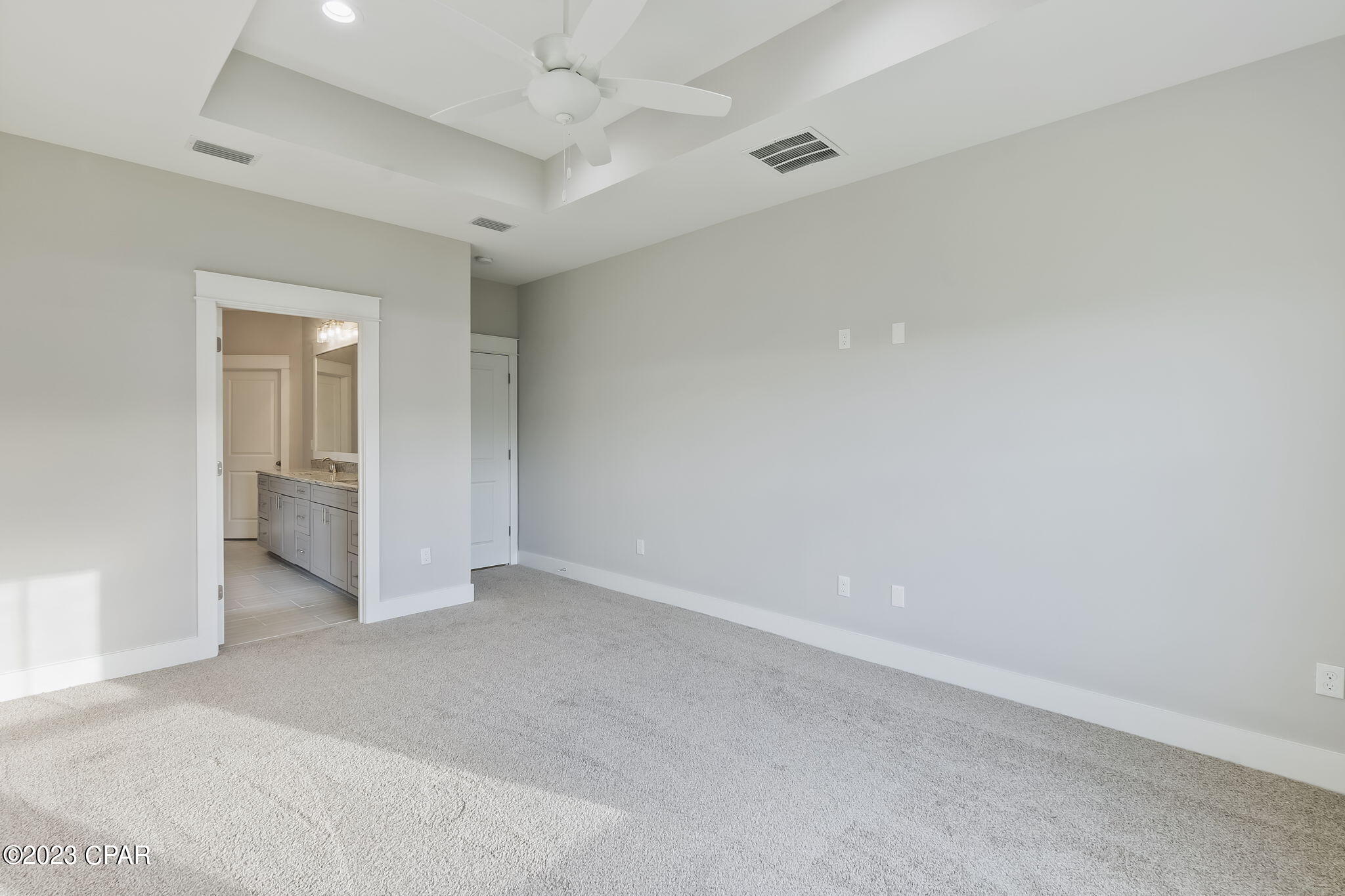 Boj6yjligvl6_8c6nmbwdemuxapip7p64txnrutxfqc