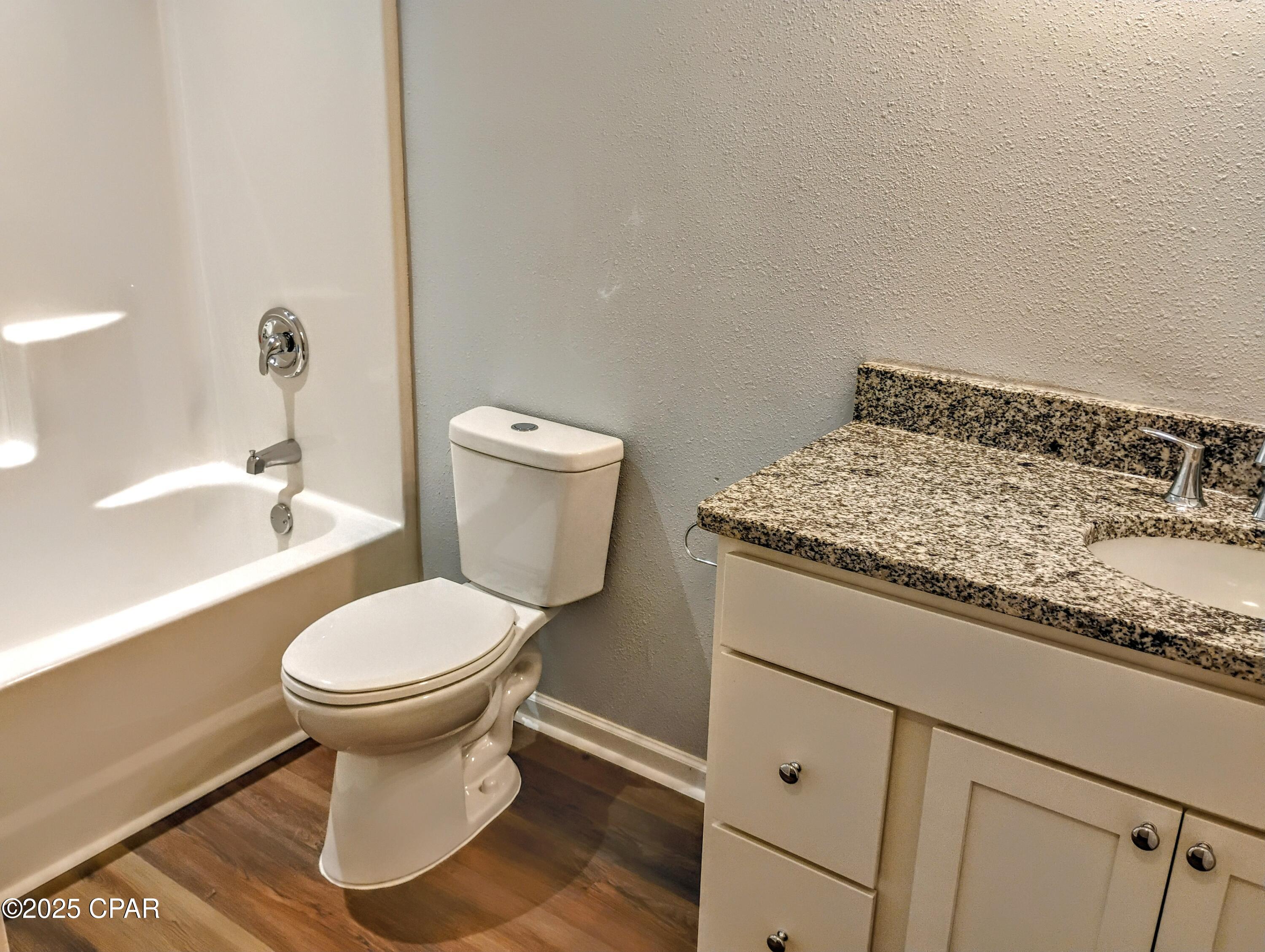 Aj  I6cq4xk3u52h Sr50db4yzvqx4rqnfqs3osselg