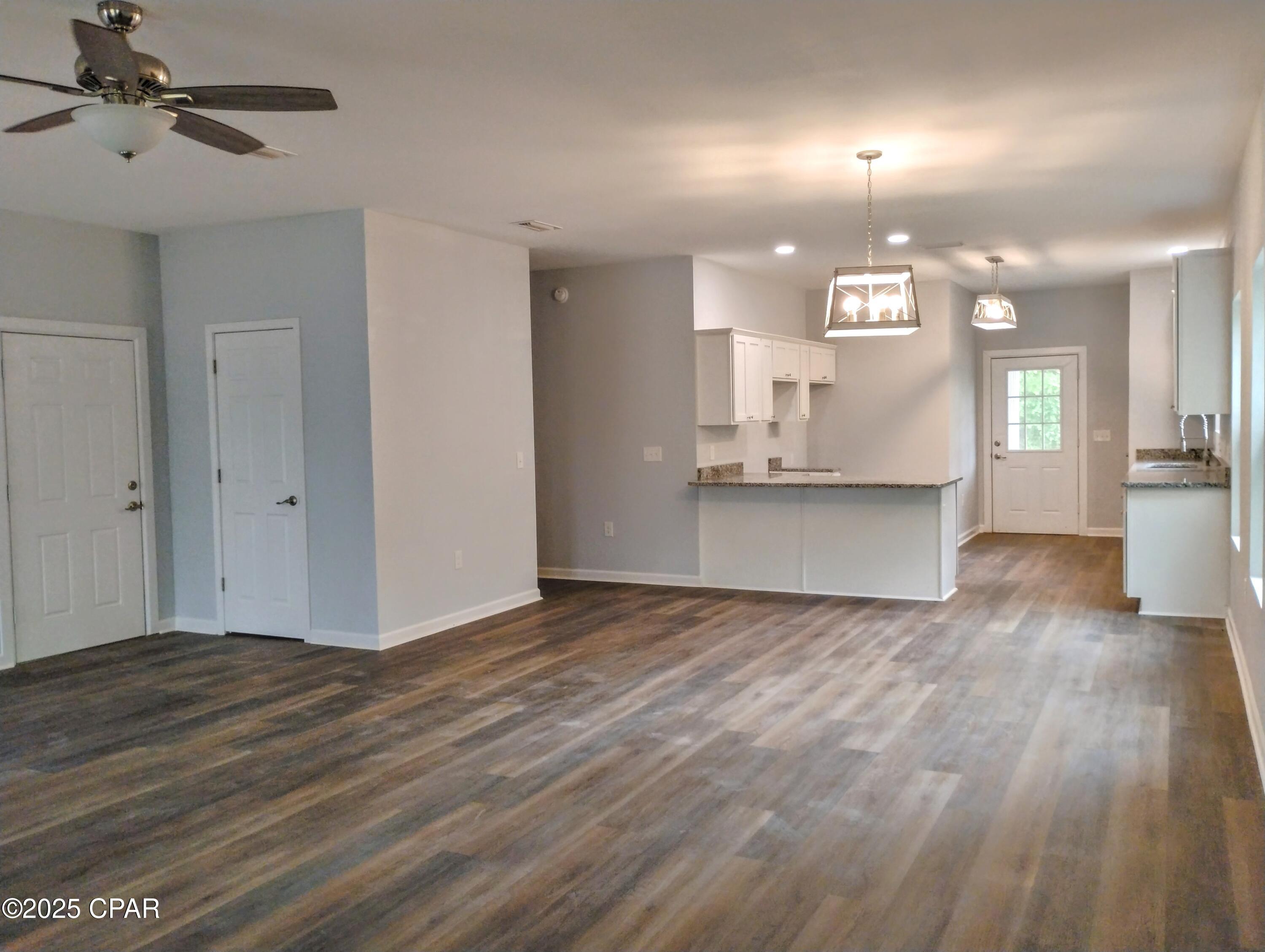 Lqslrnkwigtn5ygghasv_2zdlufh12w3iipiu9vfwai