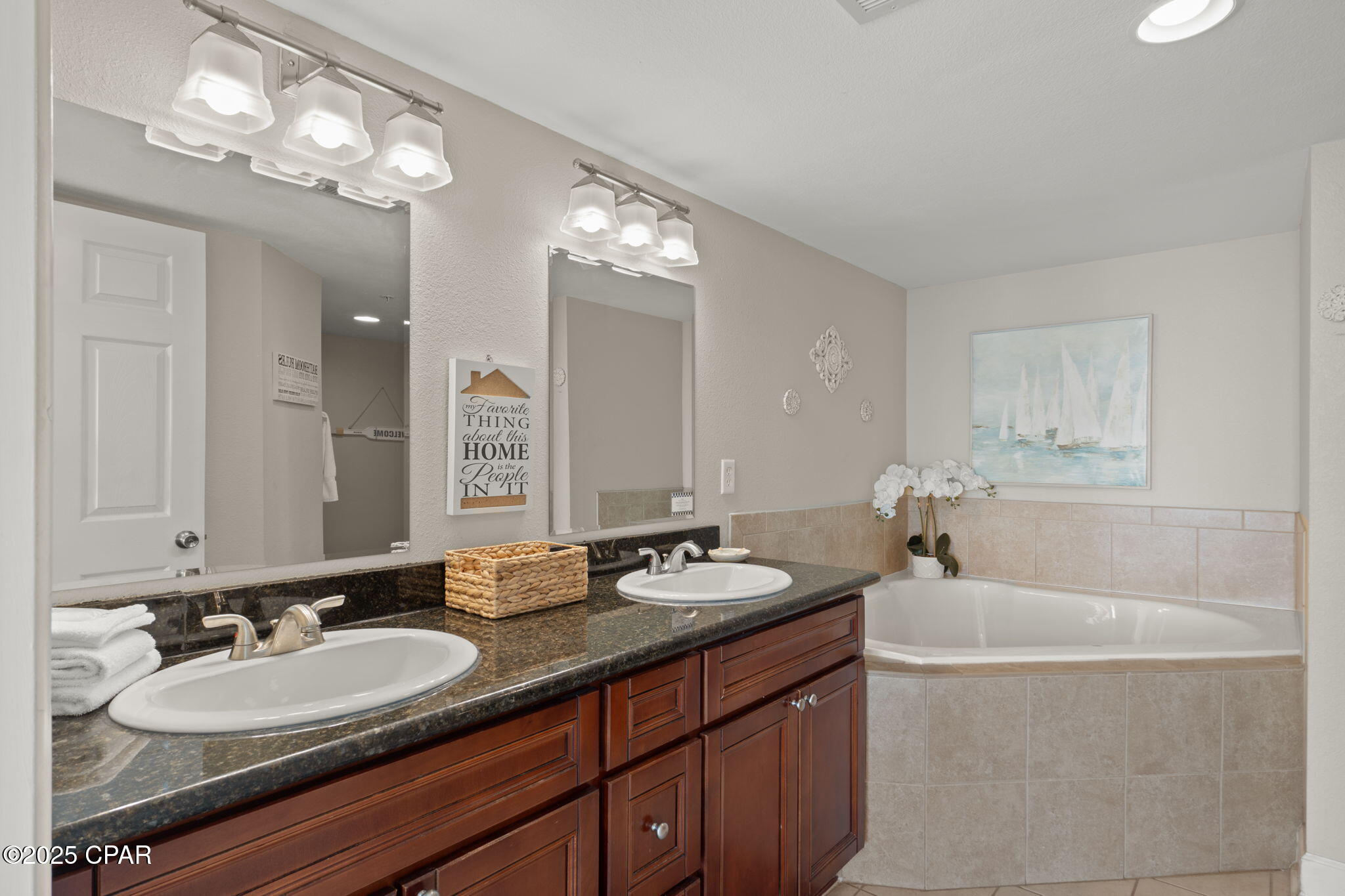 Yztb0 Huwmnvkar9ai N7l2c23r9tudmkbmpmqk Zwa