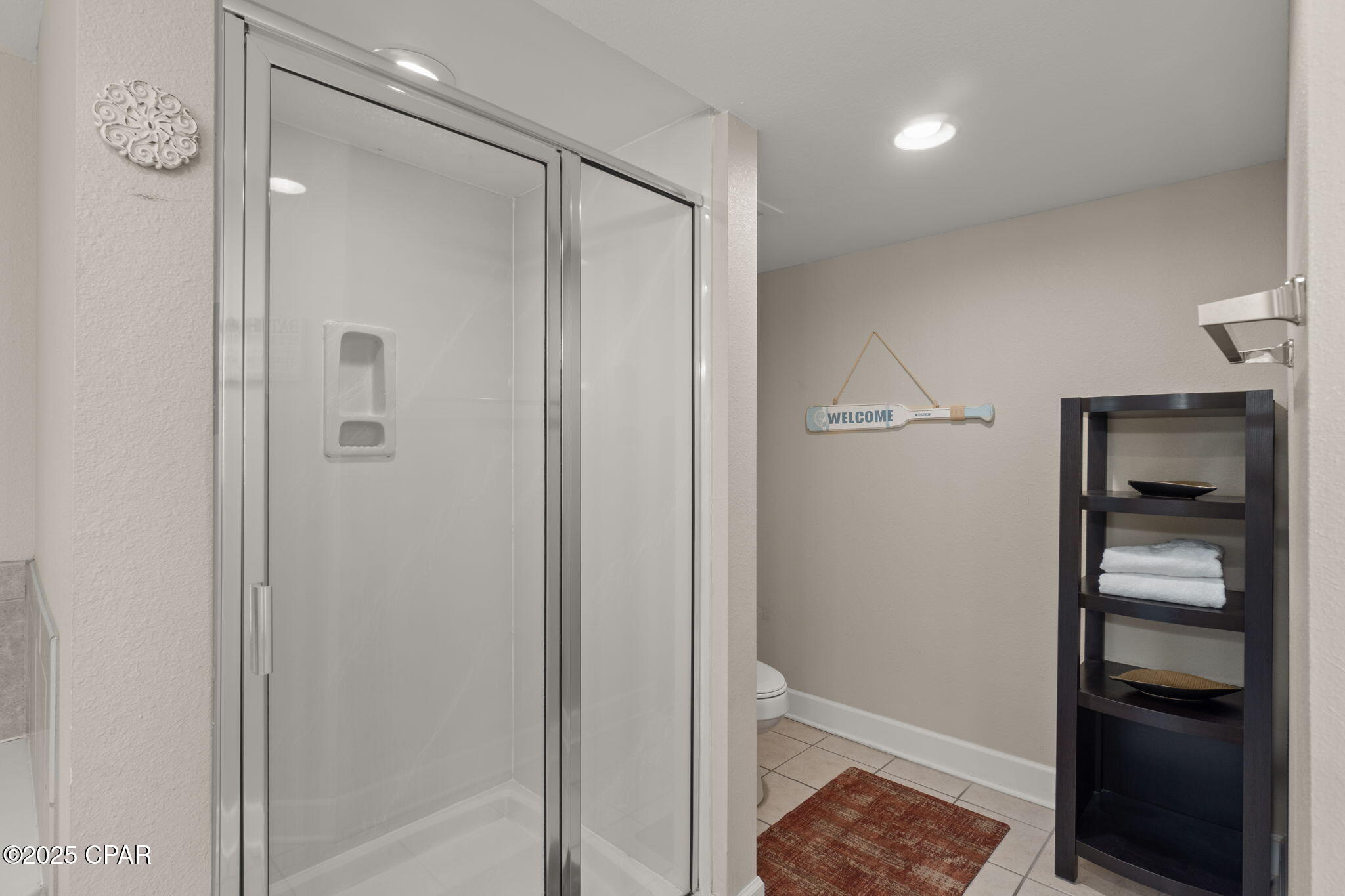 Dx8wlhgicrw Lhbq Pjbqfq1ycfc5hqyfxiolot0ahq