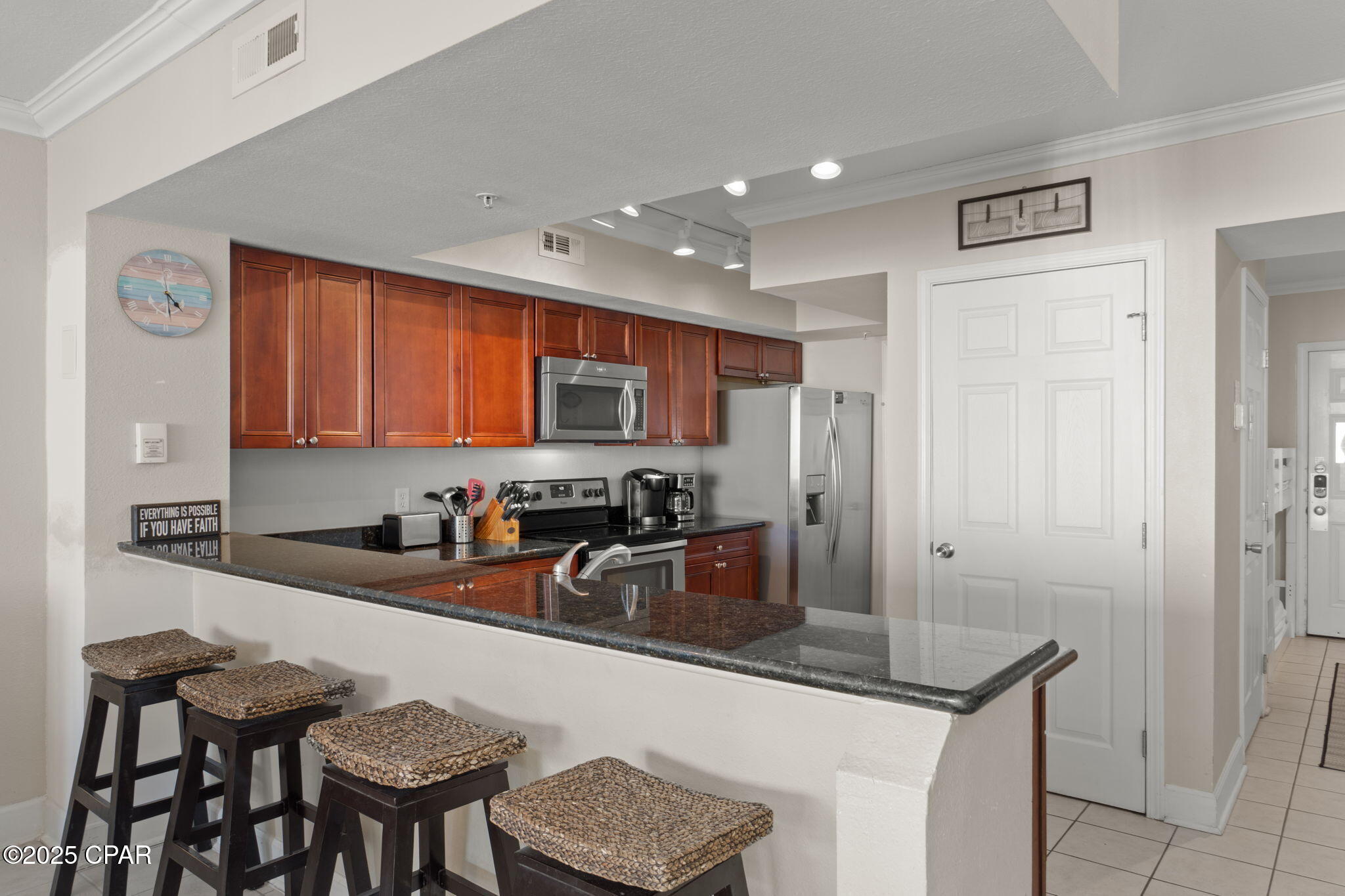 Fn Sqvrzyz2c3g5vwzlhhu2q9vhzkm6badczw7jyrhk