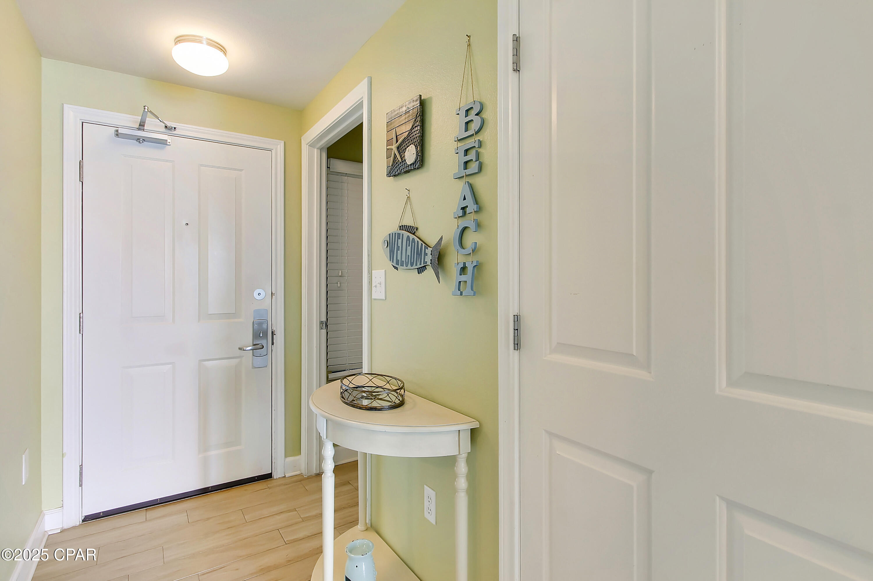 Ele_zlc13y4q0bbjgqkn6fq4w4f2zlcjwtq8tuw8mvy