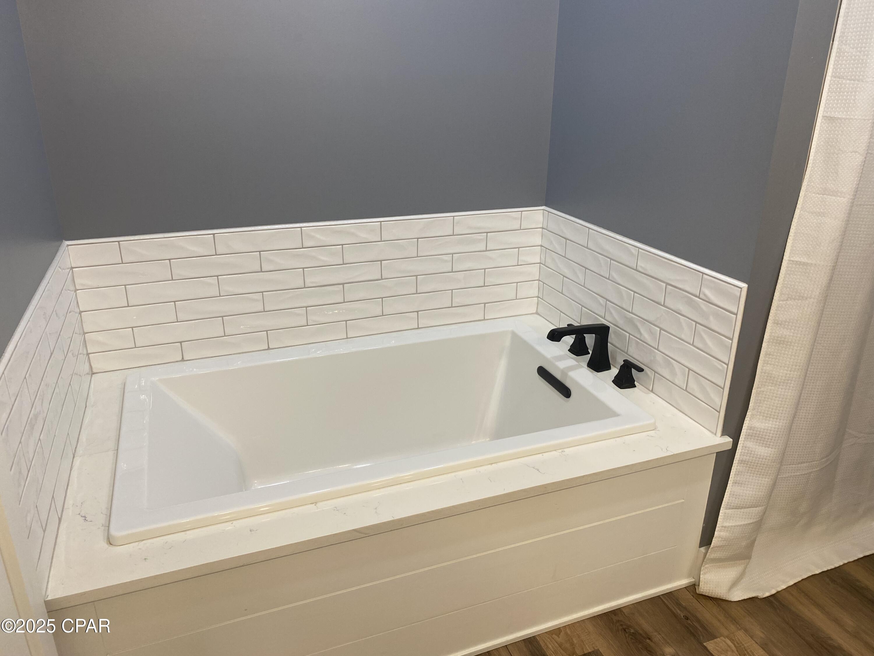 8h7uf5cjue9afsyunbb6izkdthd4kk1ngij99awanrq