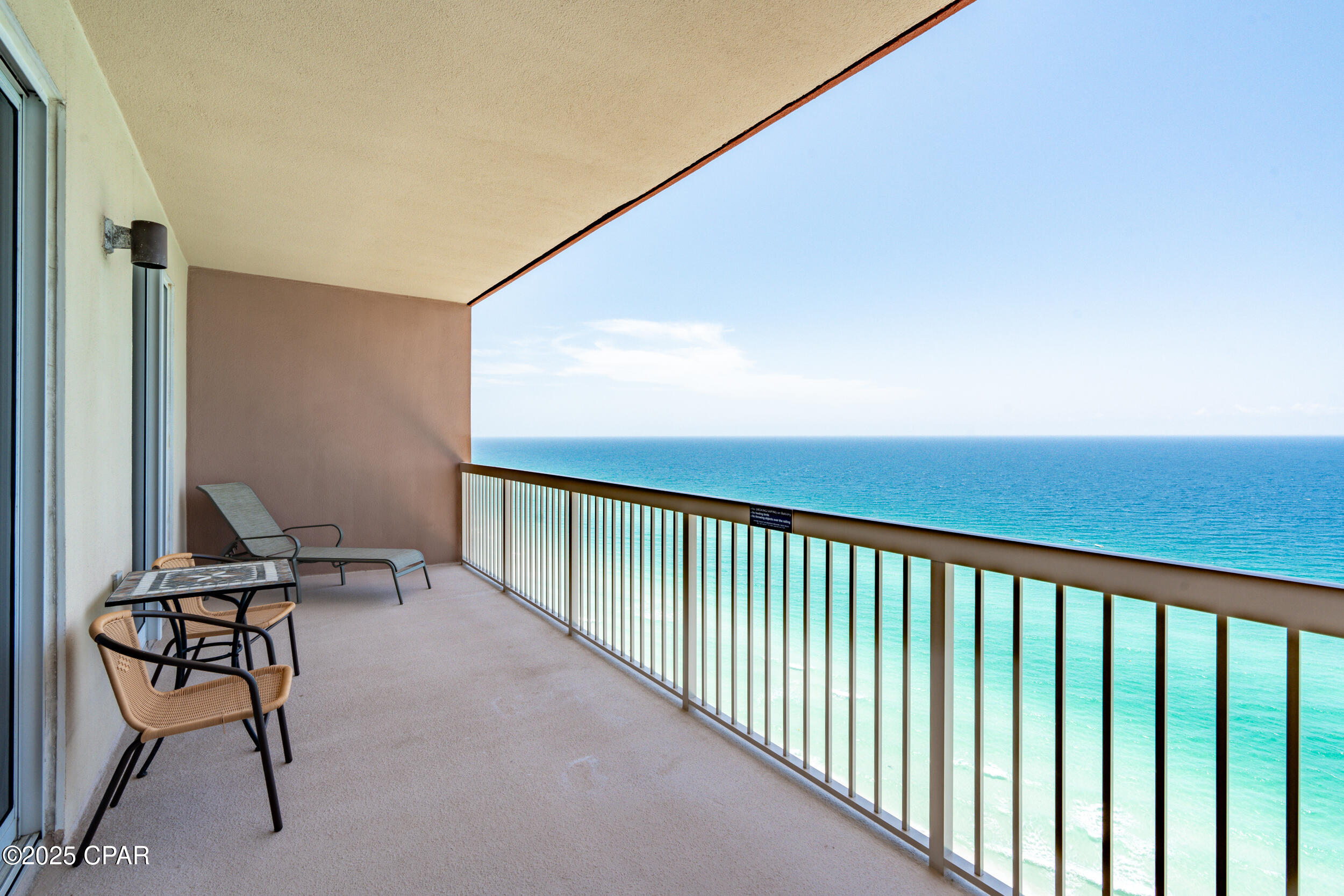  Keejvbg_vm9ovnv1vnlmxt6j3dbgt5qp N 0wuen1c