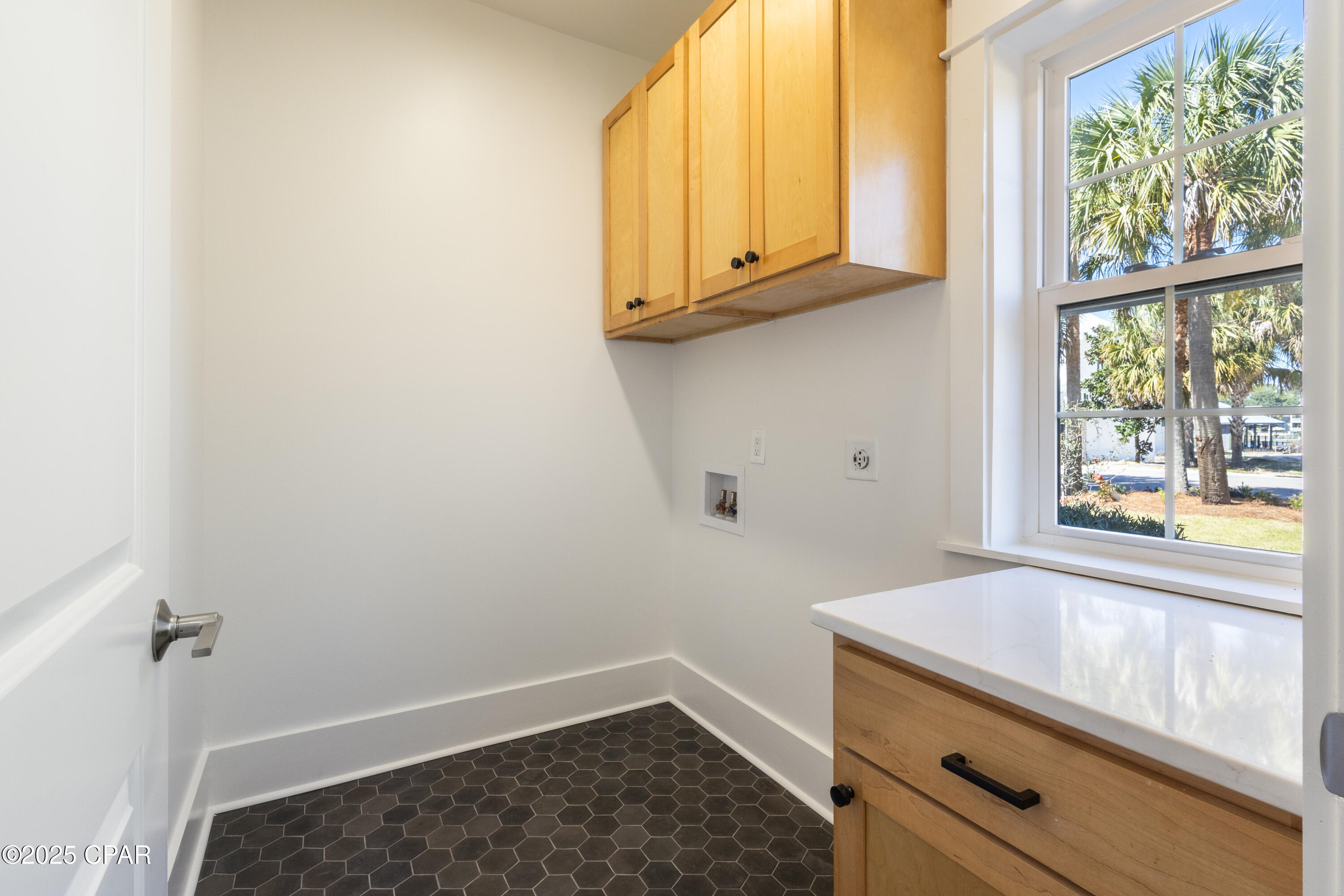 Jrlp5rumnwbmsyb13kg8umghzp6xwddyl9ccyblokdo