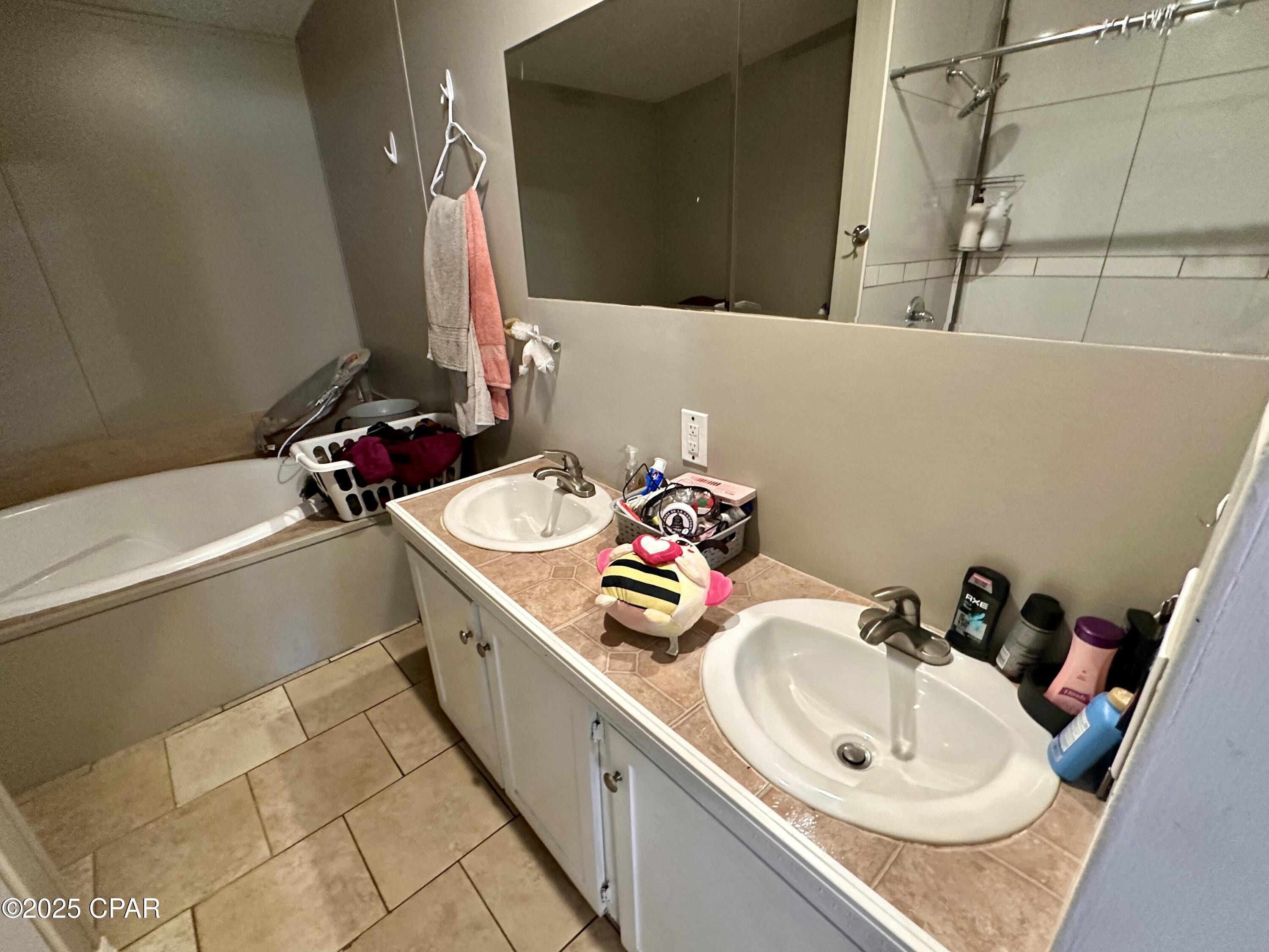 Hr3c39e06 Wbok2p1hpighy5cztcn0pdmzhgj24z4ou