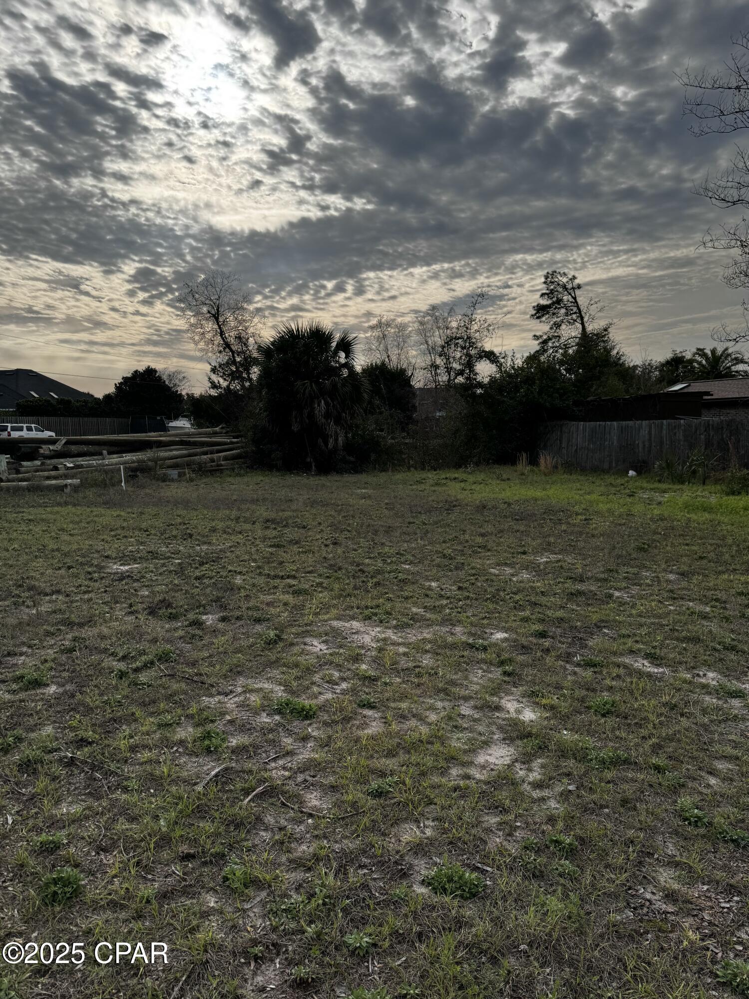 Lgbnjv9h1c_f2hek0lrpiwwrlevorwxag3c6a8cz Ei