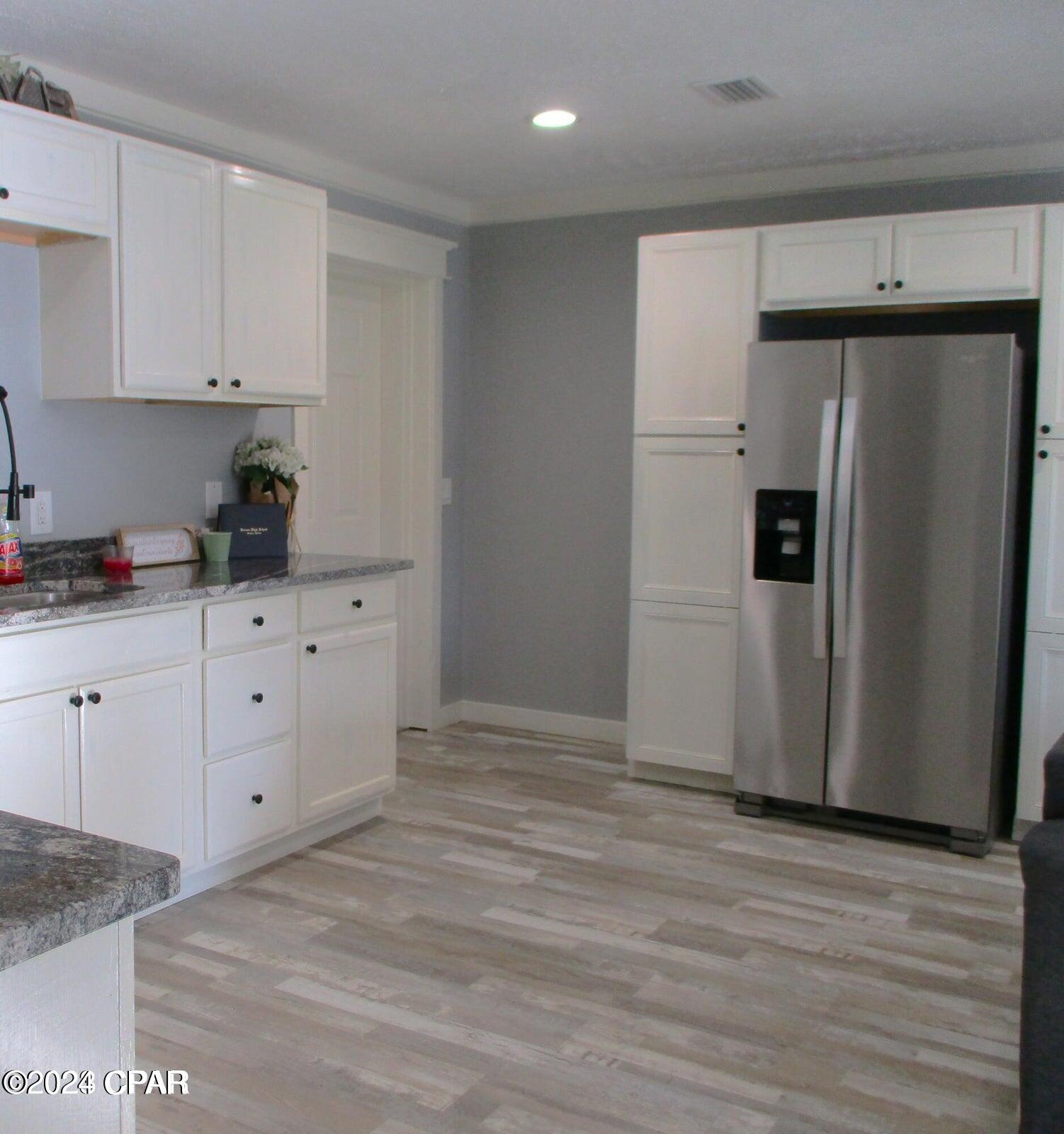 Kic125yqa8vk0cayoqfz5ntjgotkbpdrp3rpmhkqd6e