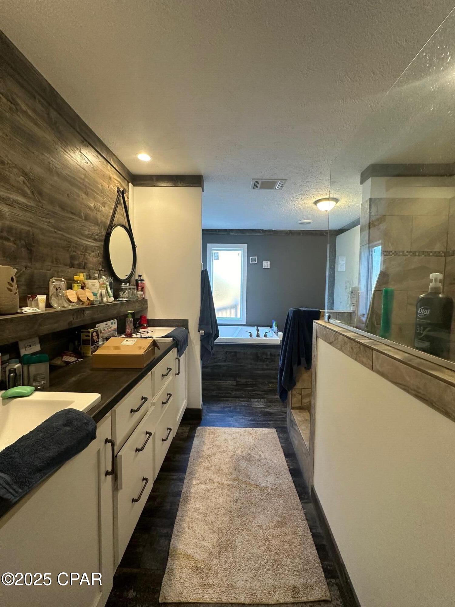 Owbq4eha_v8evjozqsnjiujrrx5aqglsmzakkzexy1a