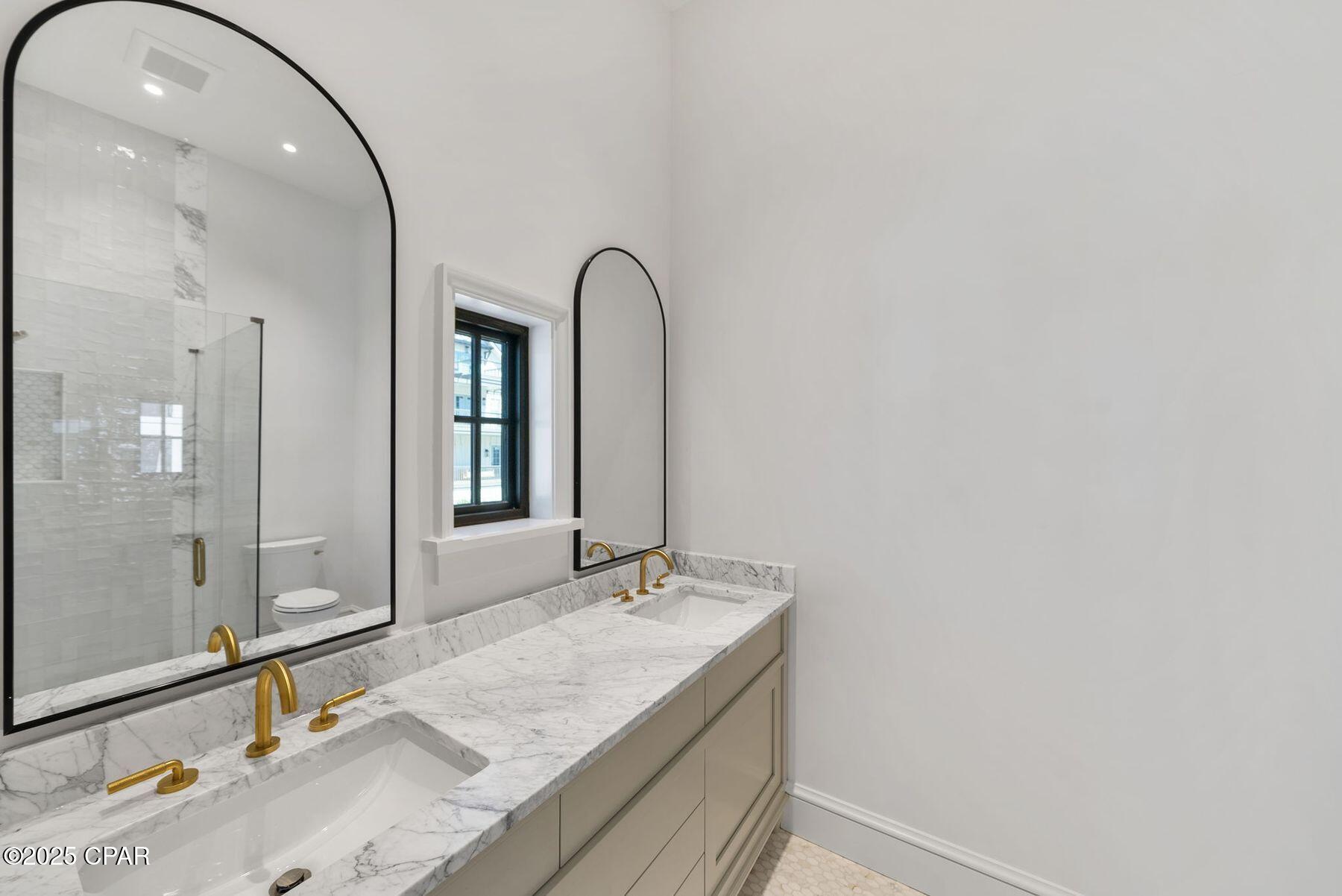 7icva9y9vhgq8dnybxpubcrusnmljkccgyqgoaz7luc