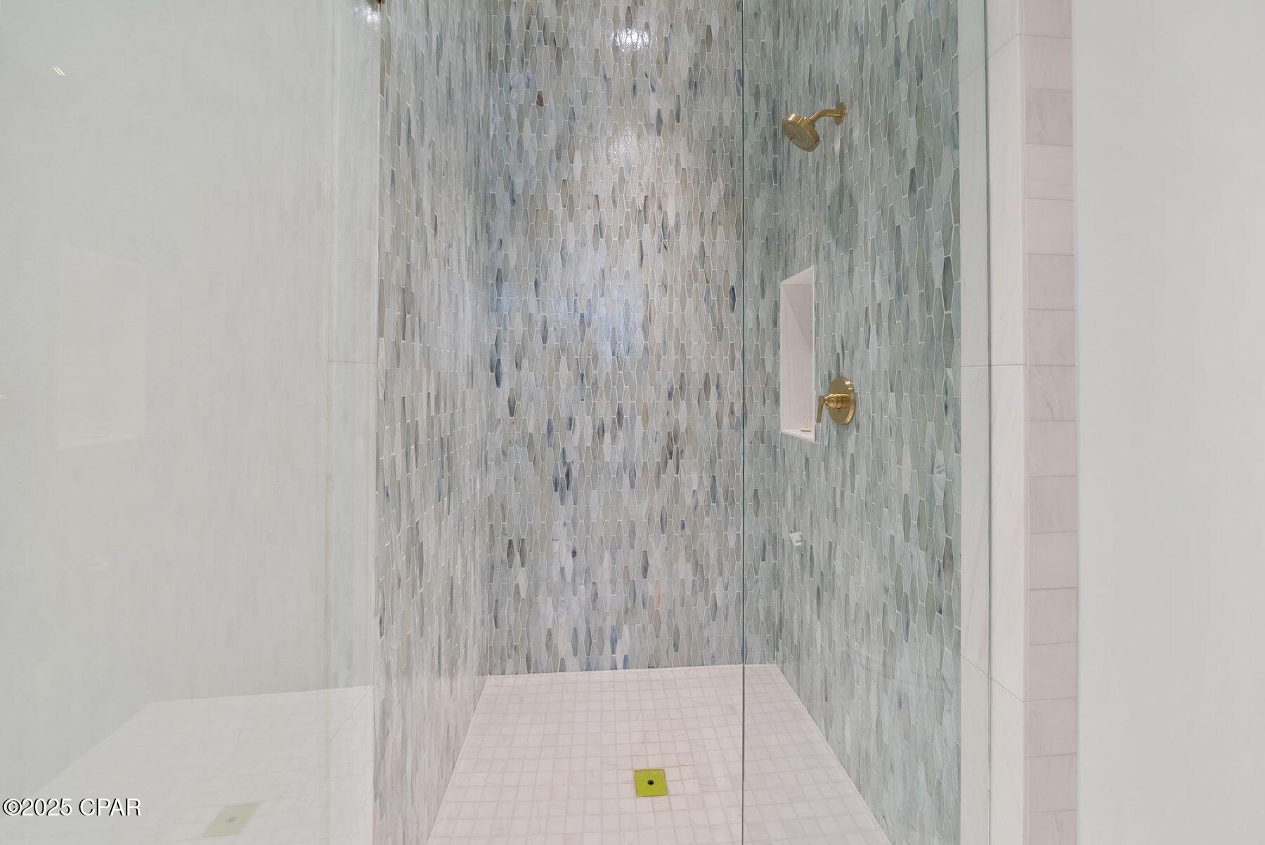 _why2i1 Oce8pmo_le _ Hrgwunqopm76q75yjvengy