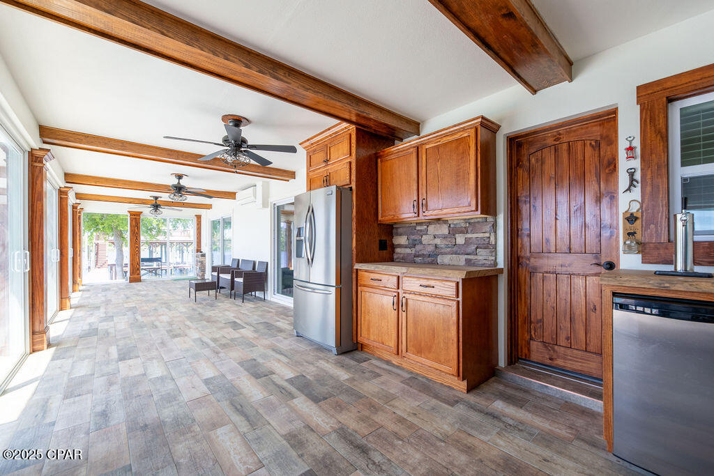 Gby3ekpq0gywk82aihdgyhjjpb_ukyel3a_hor8a9c0