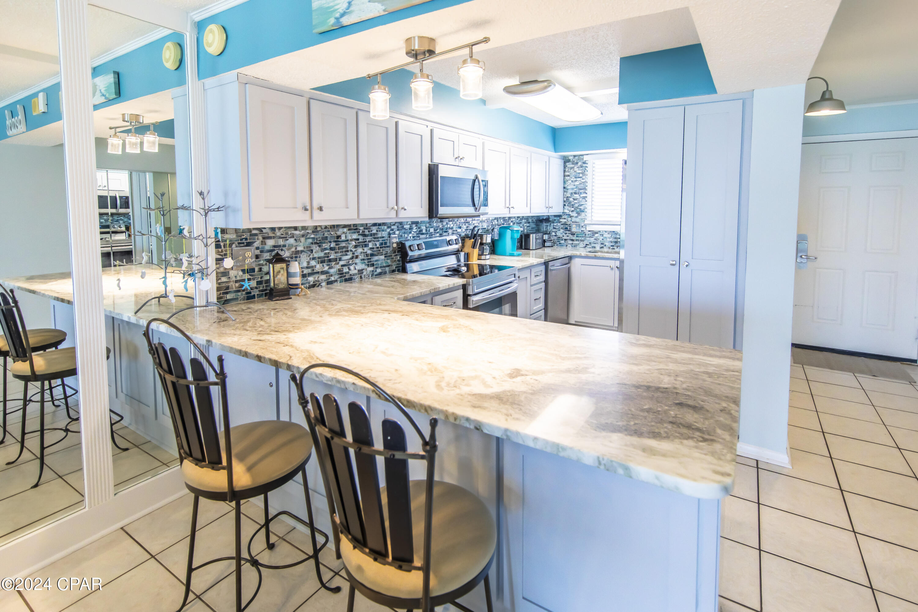 Qrqtffswrxvcnbmoubea7zrlk_tfia4cspprr0nbzbs