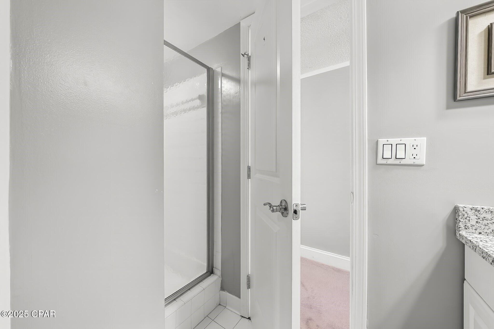 Dyvffnt5vljuib_dc89wxryerzwyqq1sie_jyztpmzo