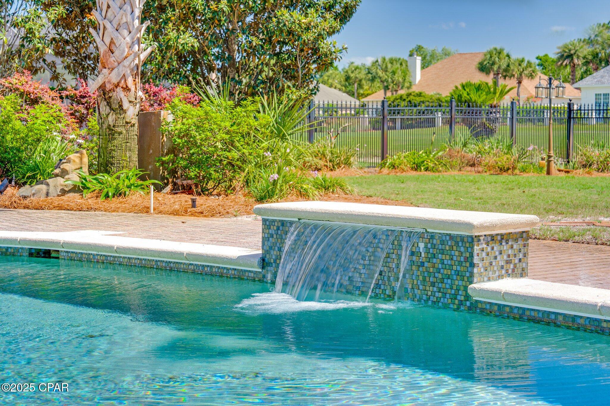 Hiaylydvcka_1unsxa1vprtqrpd 6_kmcbjynivkdho