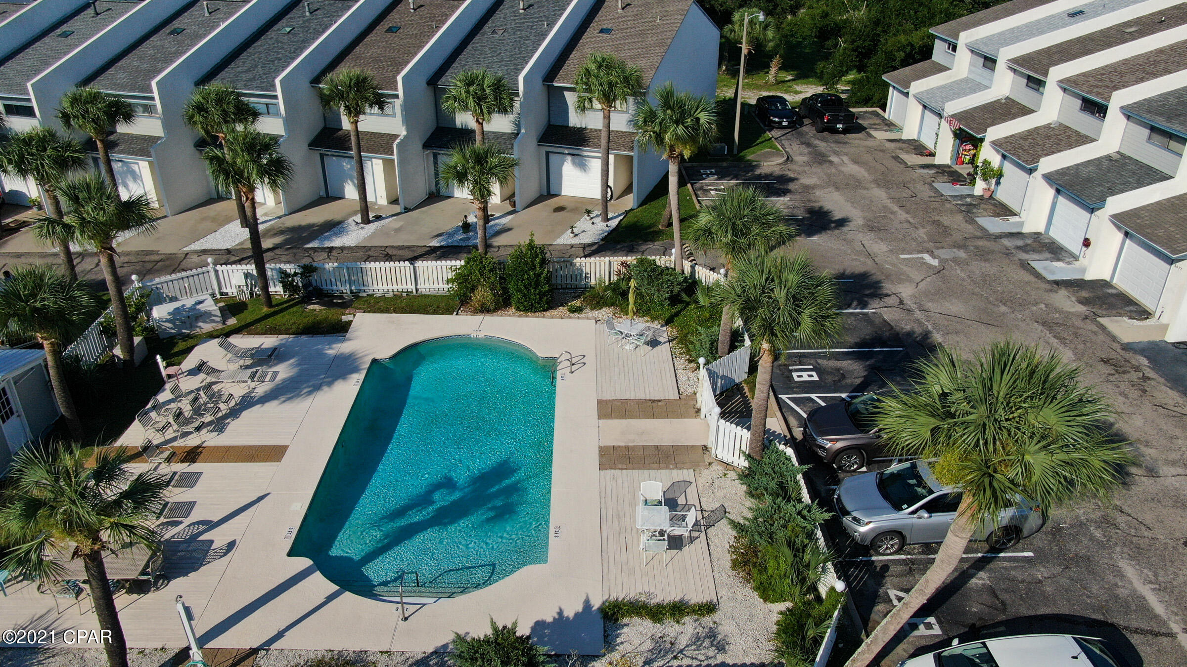 0kqtvqszn8ygevlafusgig64x5motvya_hir_j6pph4