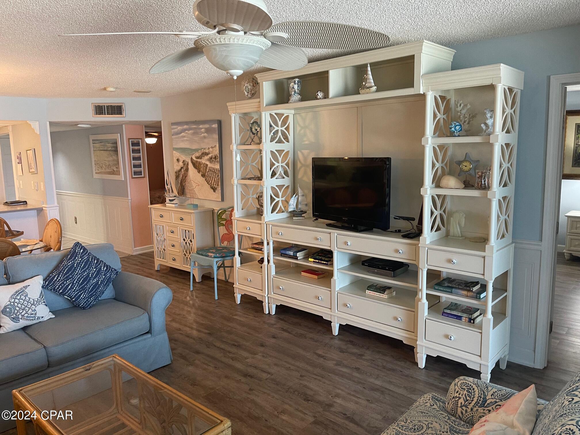 Image 34 For 6201 Thomas Drive 405