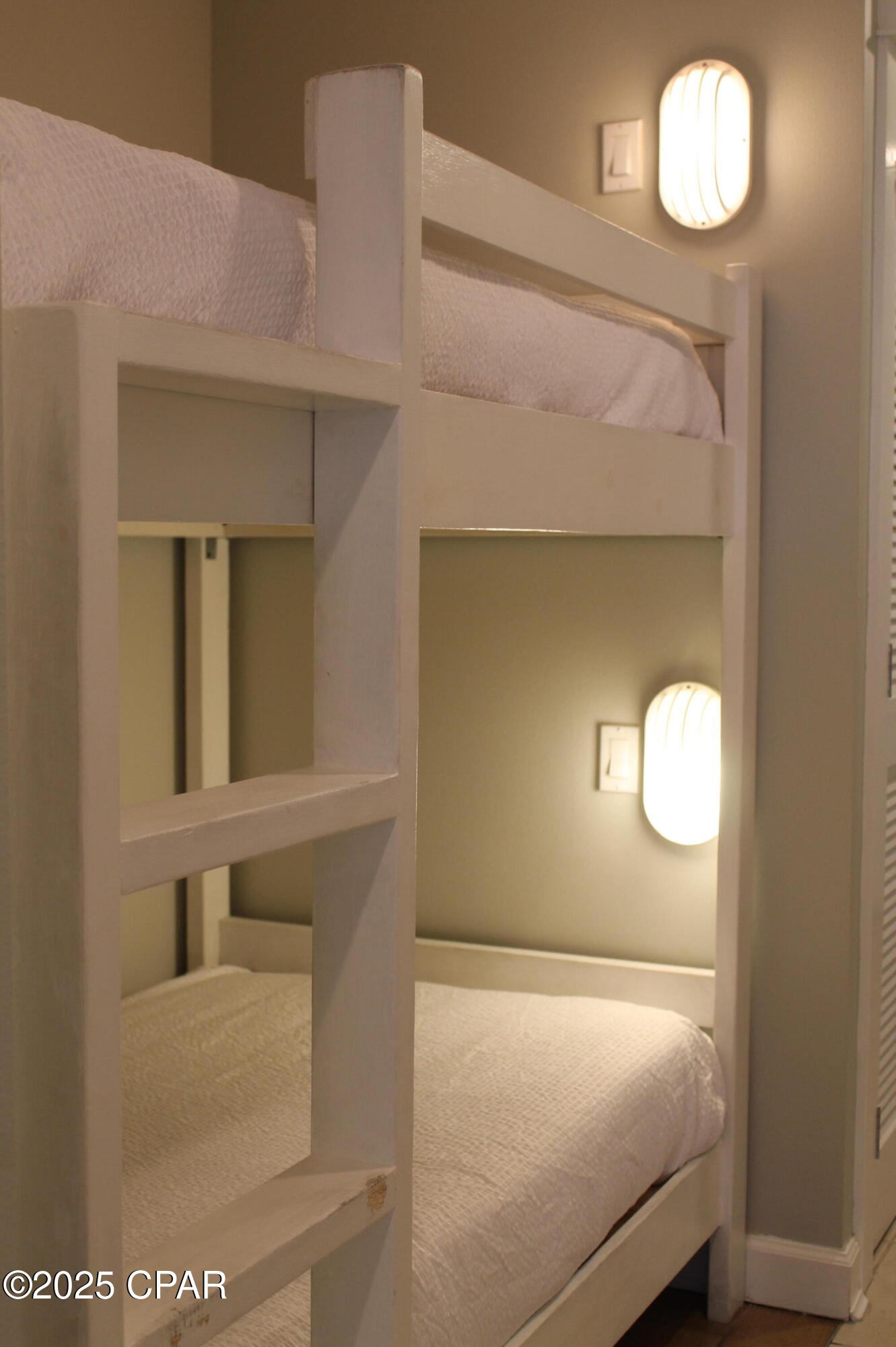 Image 7 For 11800 Front Beach  2-407