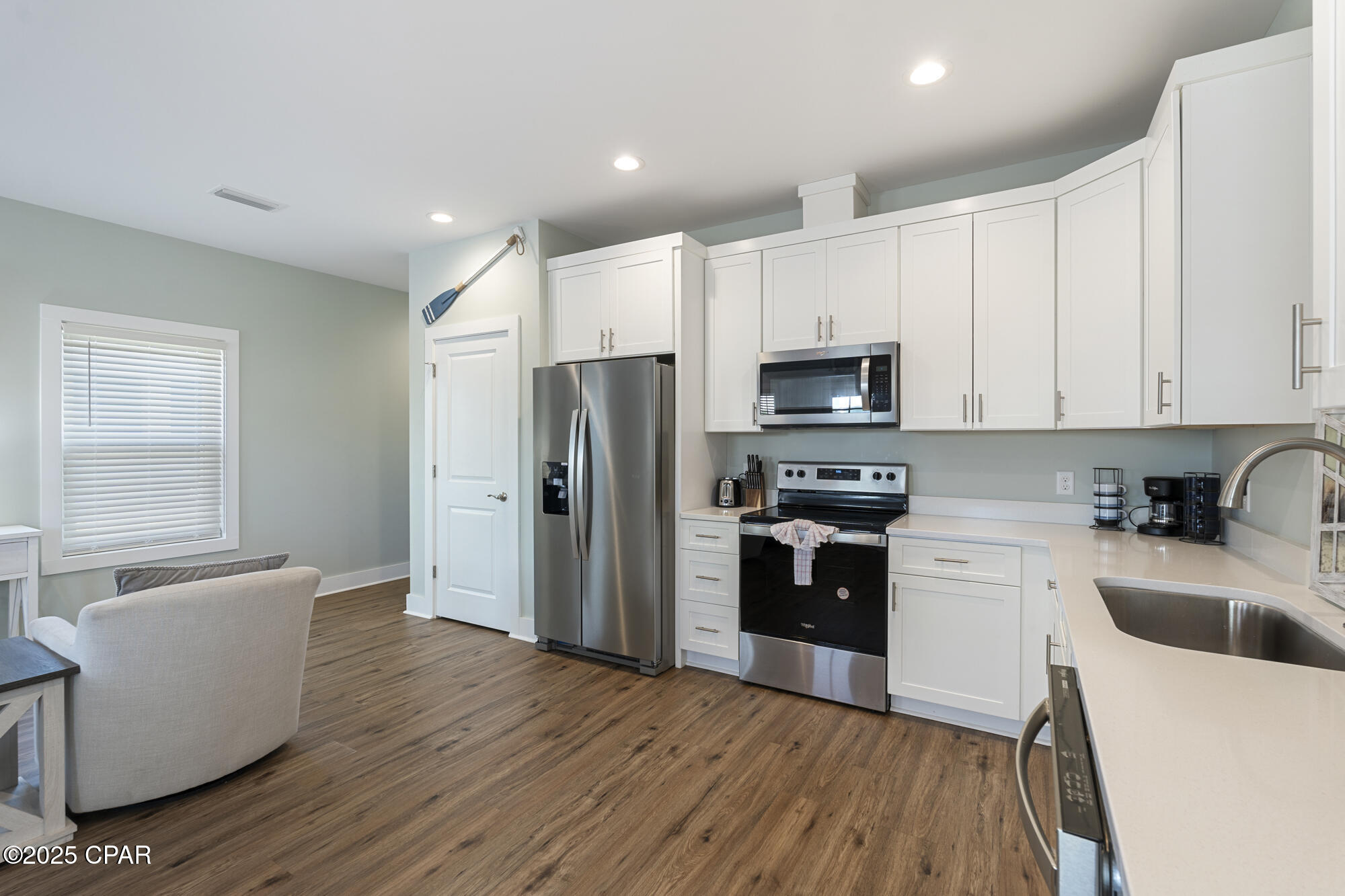 Ozzs 3nbm9vzi81jvtxkthedmud48v6z49g4qbsklta