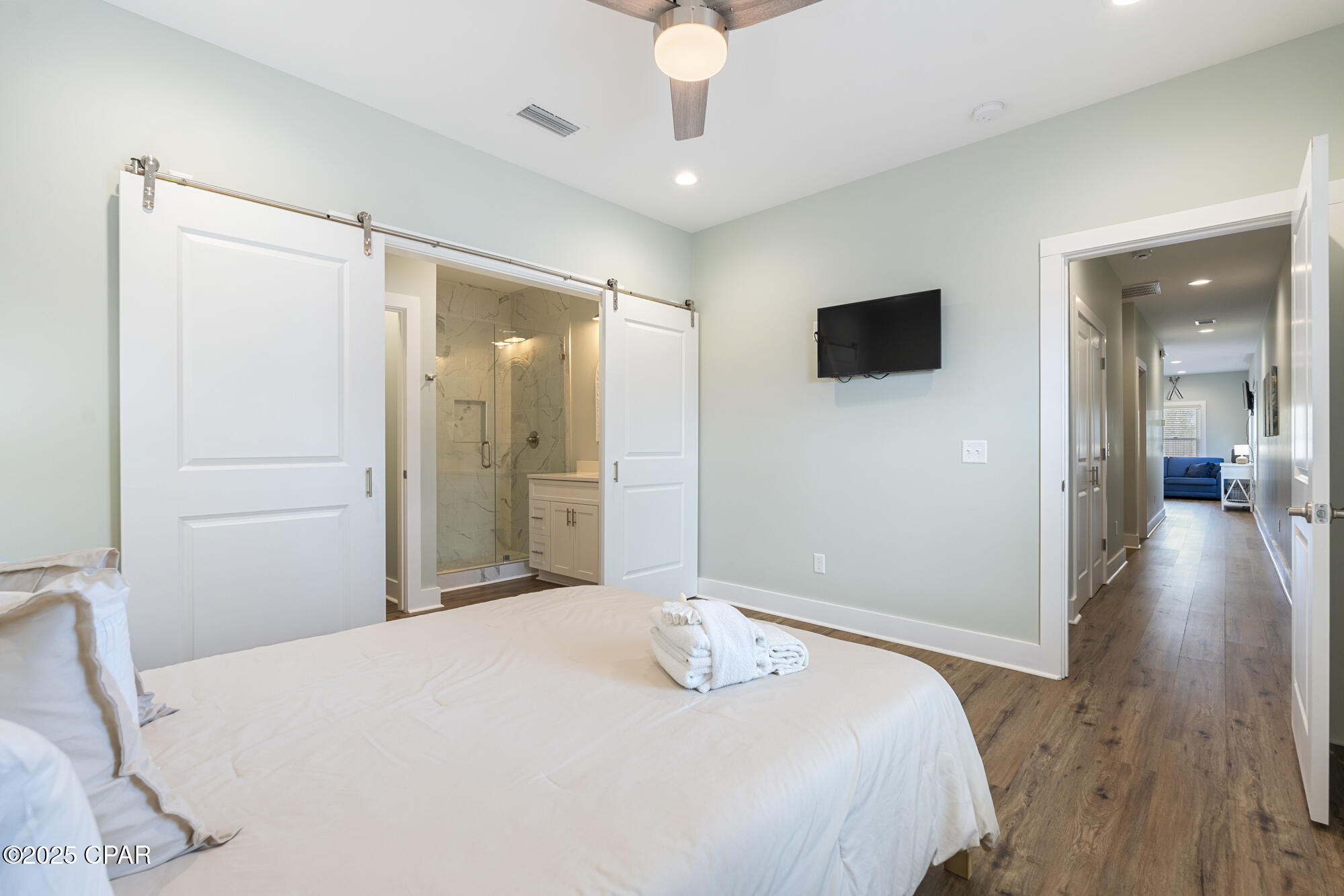 Ijd Basbwwemmtzjv6tnnbgldzlry9uxhmcdjihndbg