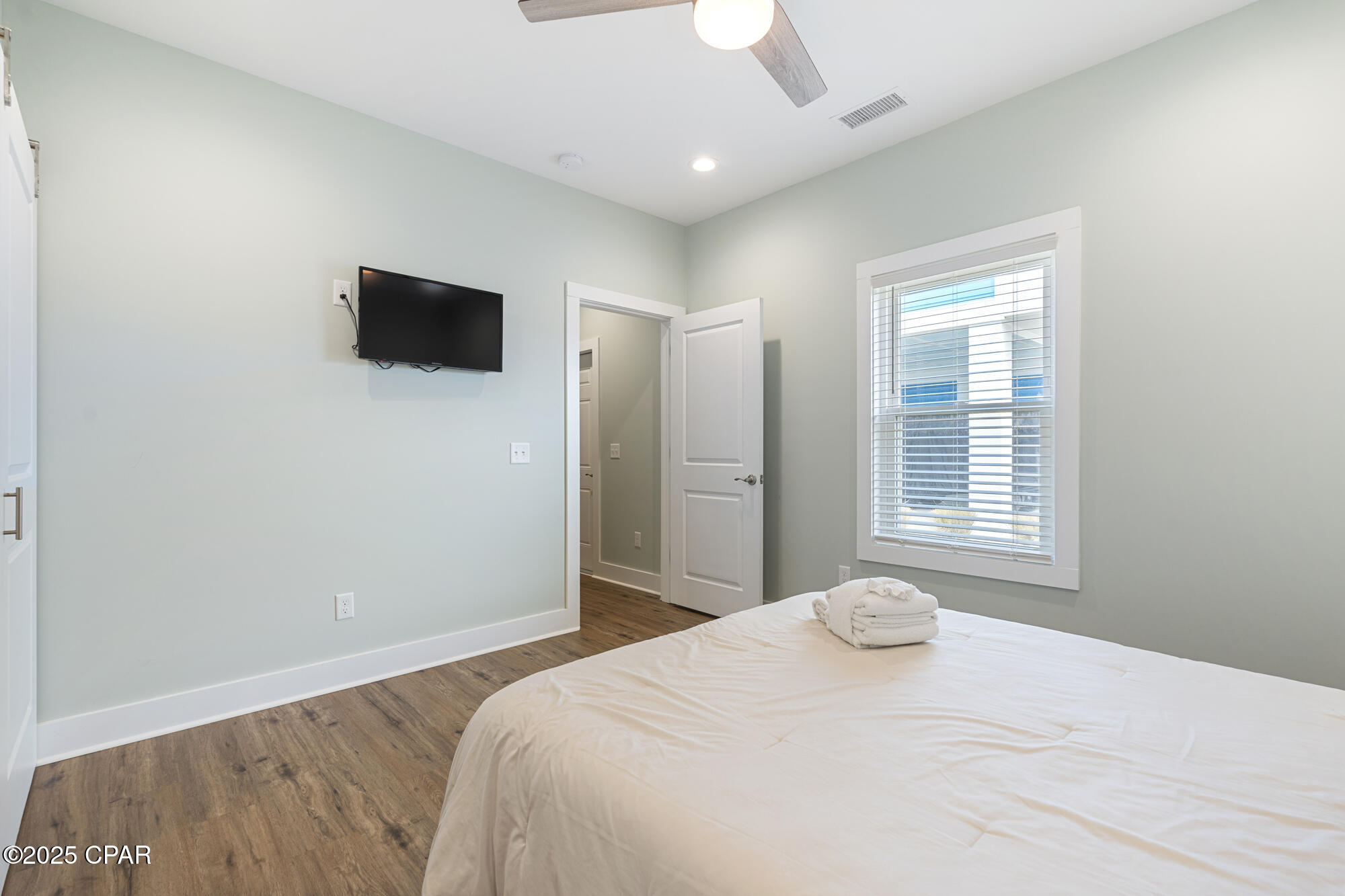 M_swmo2epxnyll3u0qzzcmfgr3fjl83mvqj0oac_cj4