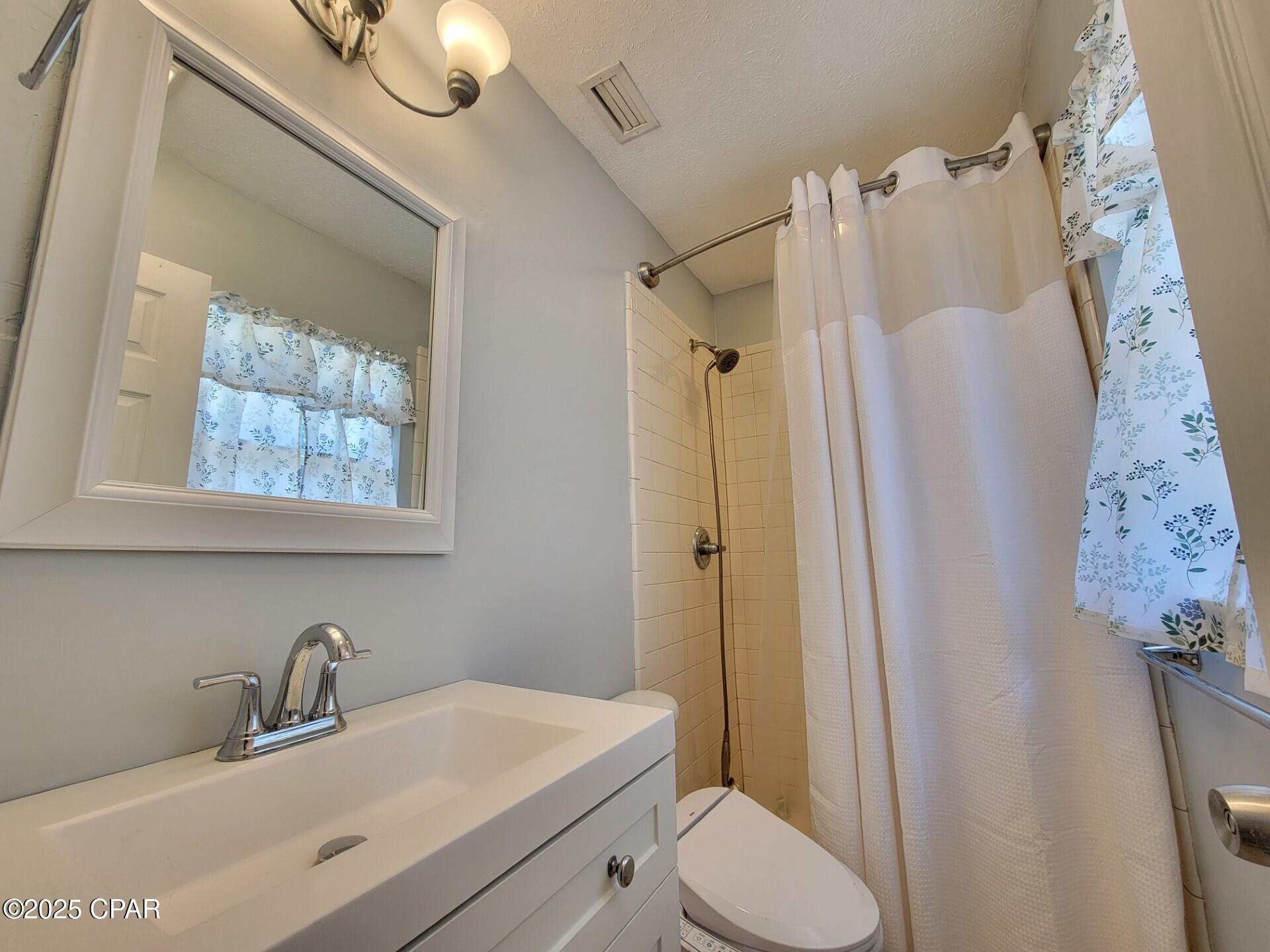 Yw5va3jmcr3z Kljpj8c2fpjyl0_utdblpapabwjiwm