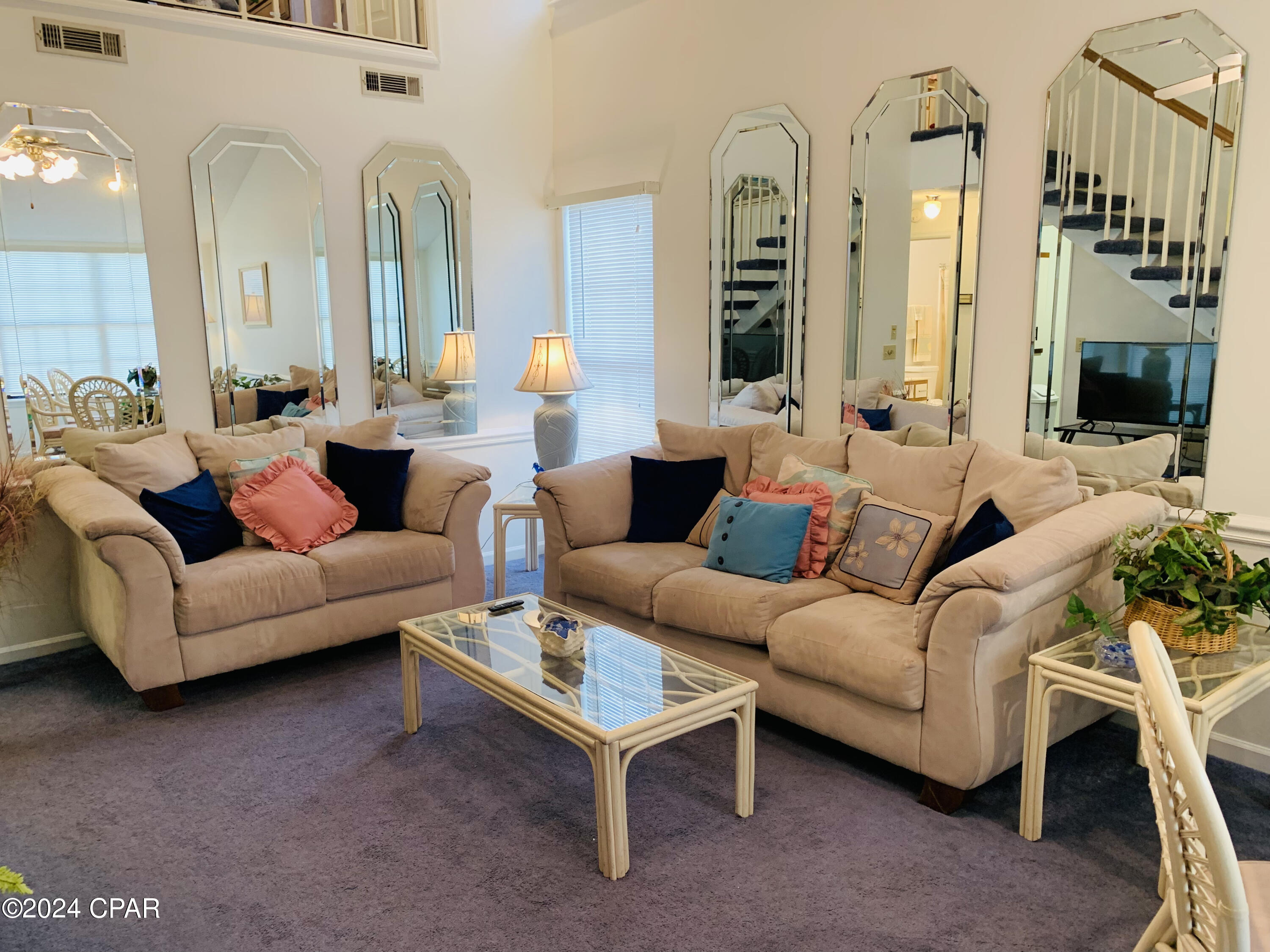 1wt3v_ea3uvidhqedrckwdorcphf 1_mj8luxbdz_j0