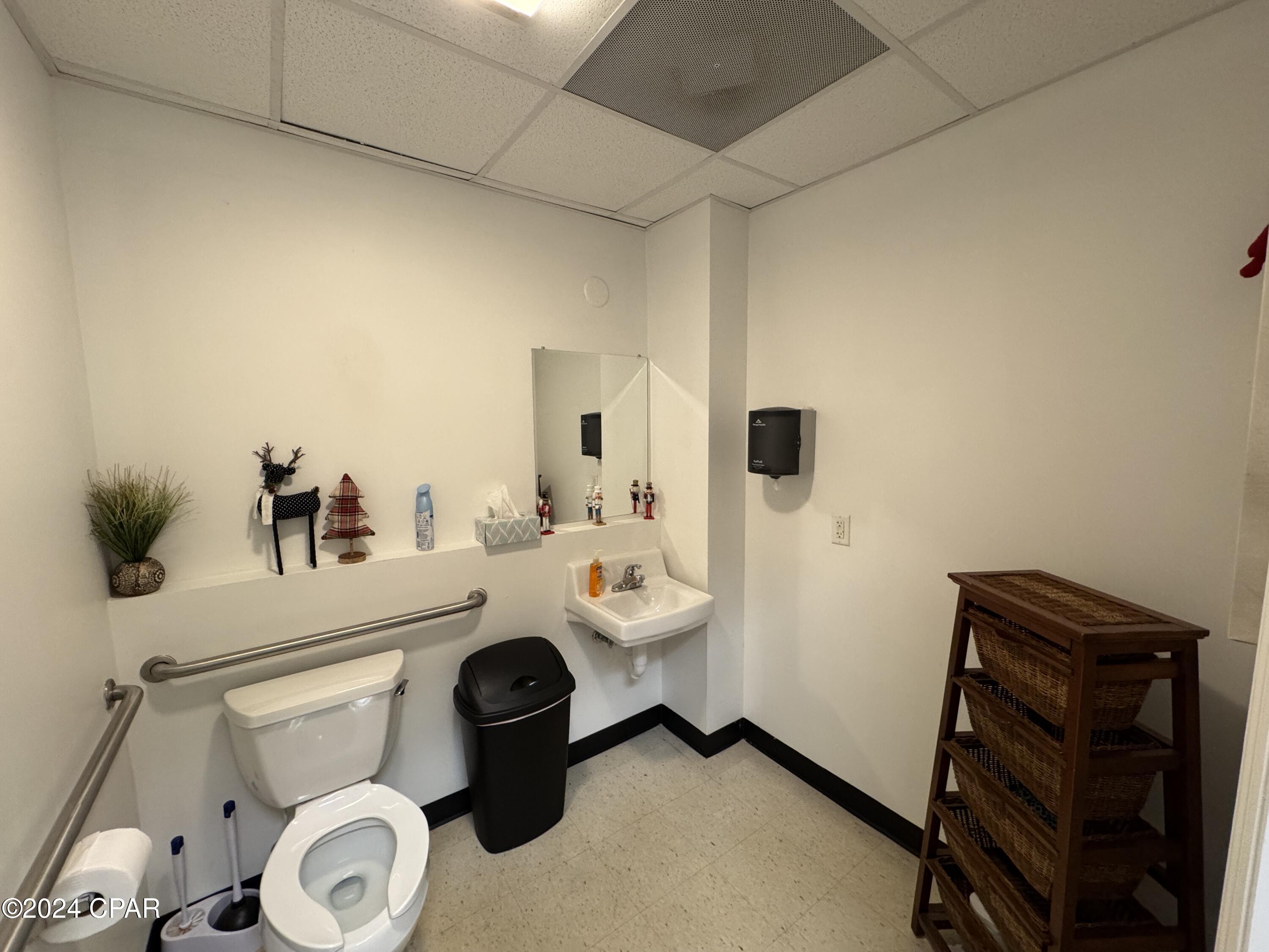 Zwkliqwmytlvqibw54_yioxm5a_pb2pdxcblh1gtjwq