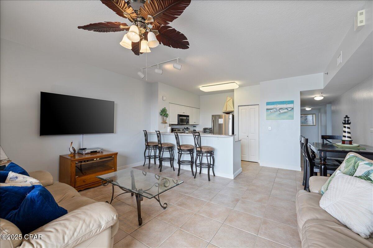 Us0kh06kbfivzh_50iphau3jabzfcxzkdd8 Tbqf3zw