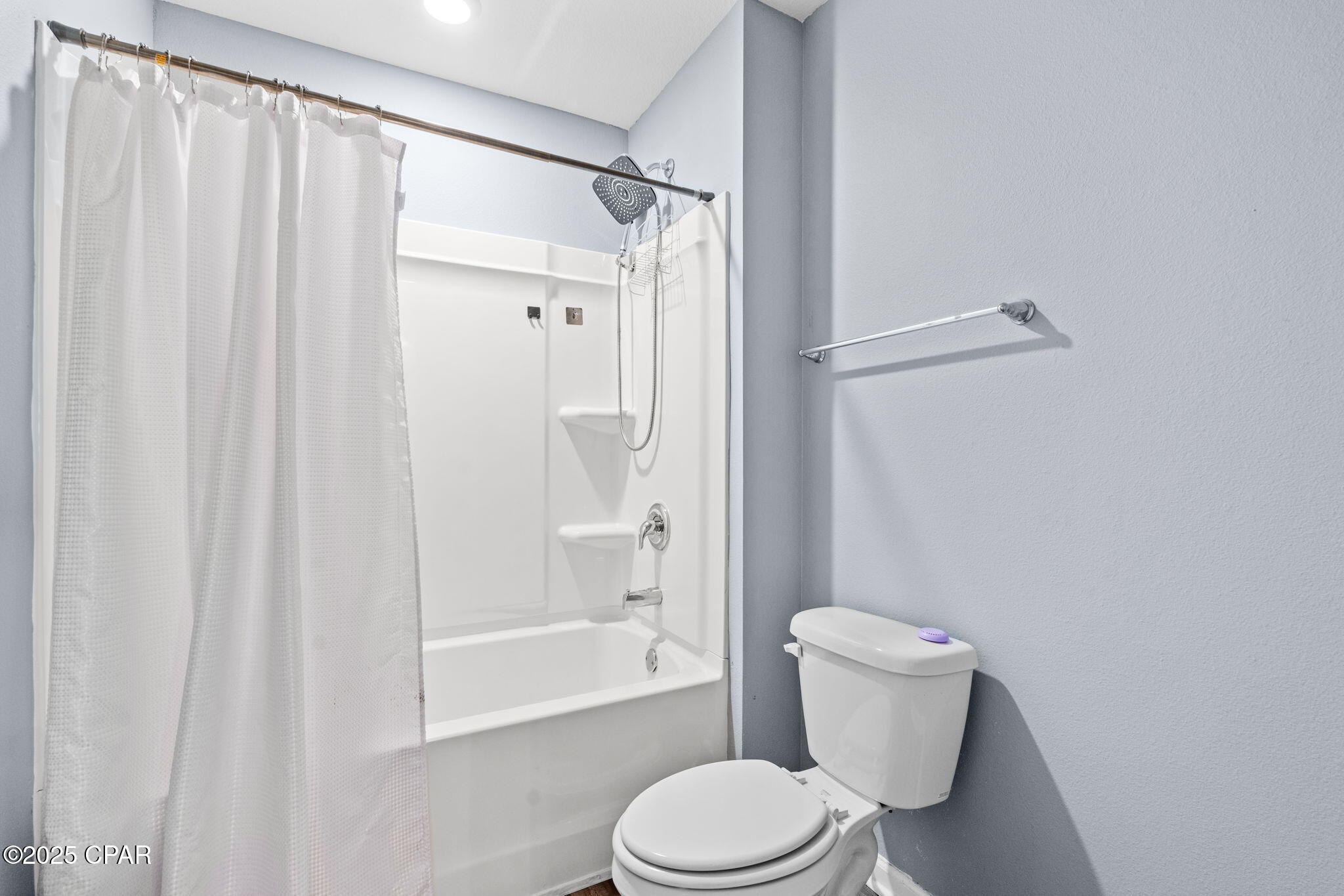 Zme4lw6ghsqsd677lrphxz 3fui9q5md2csw8aeibm4