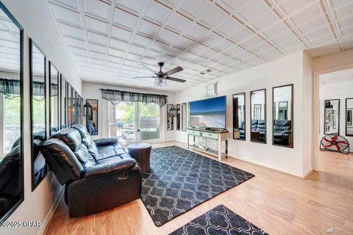 V1zgf4pbjjzxvt6ft2_vczhq9zerp3ruvpqnmsdc9 4