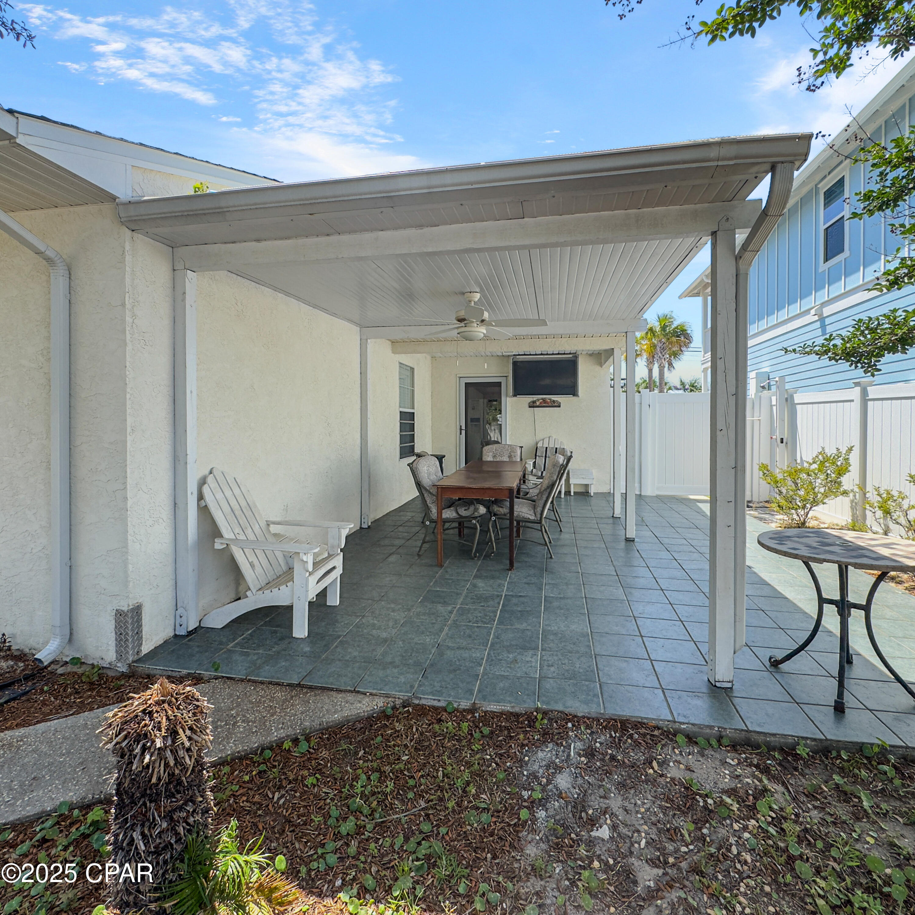 Rjvgaueagmlgw8sh3vkrdq6ilzkbwbbqfkjah3r _9a