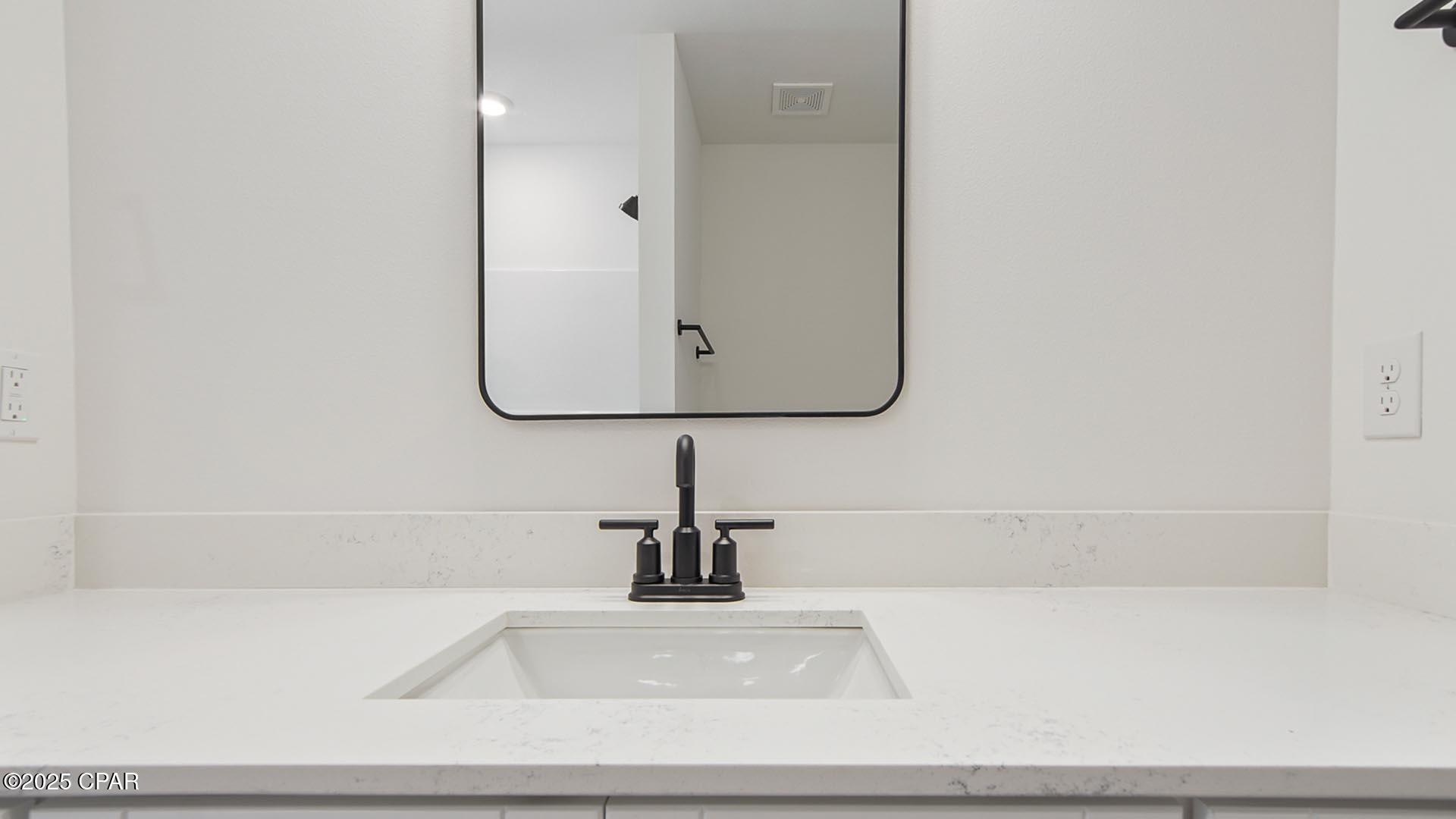 B_qnryb50bcui1qbfdieyzwbw3kdjzatzqr3rklr0ke