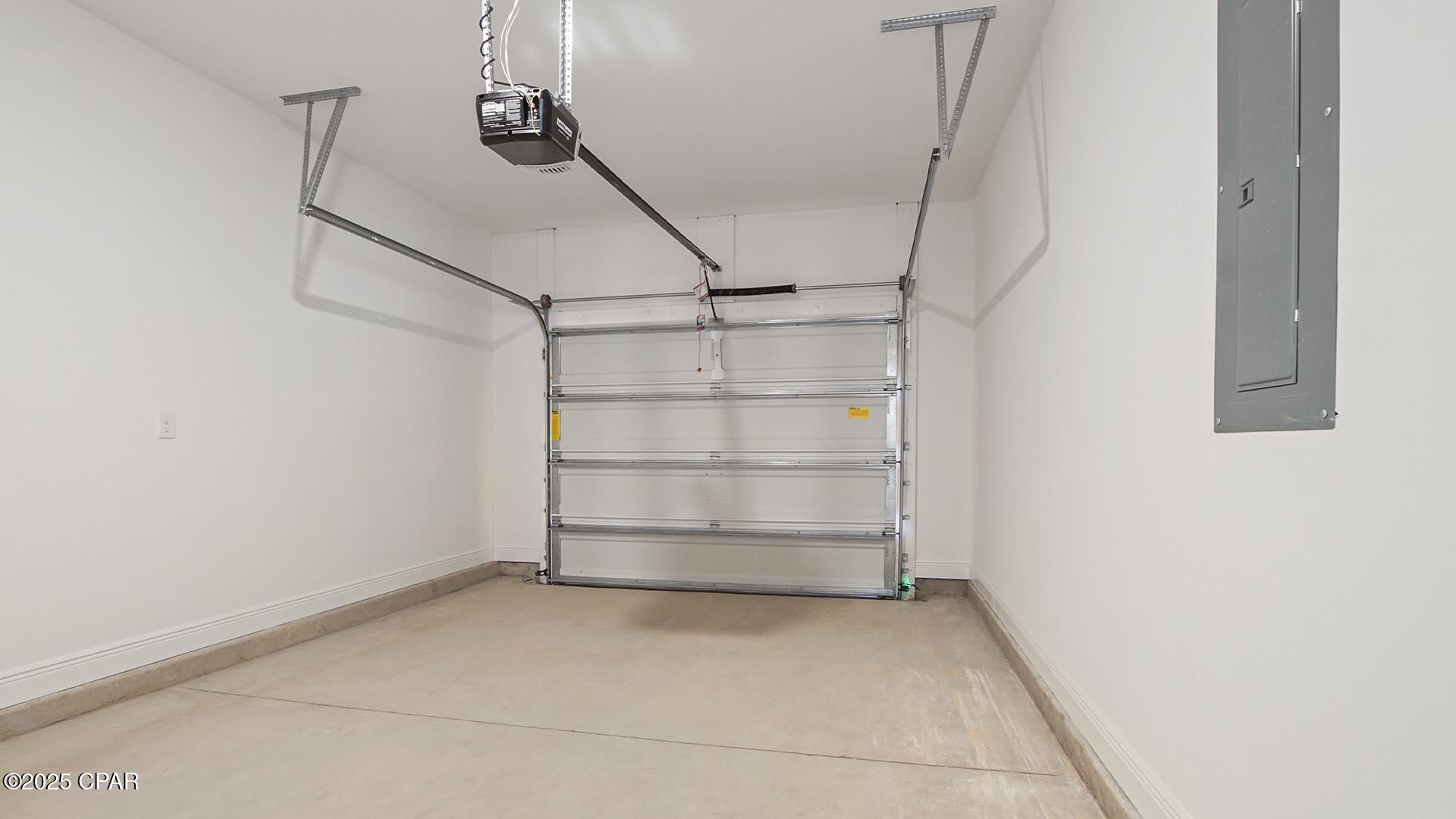 Aqp6s9jowd0atijuybzonuprabrfle0m2roxfjfvl9w