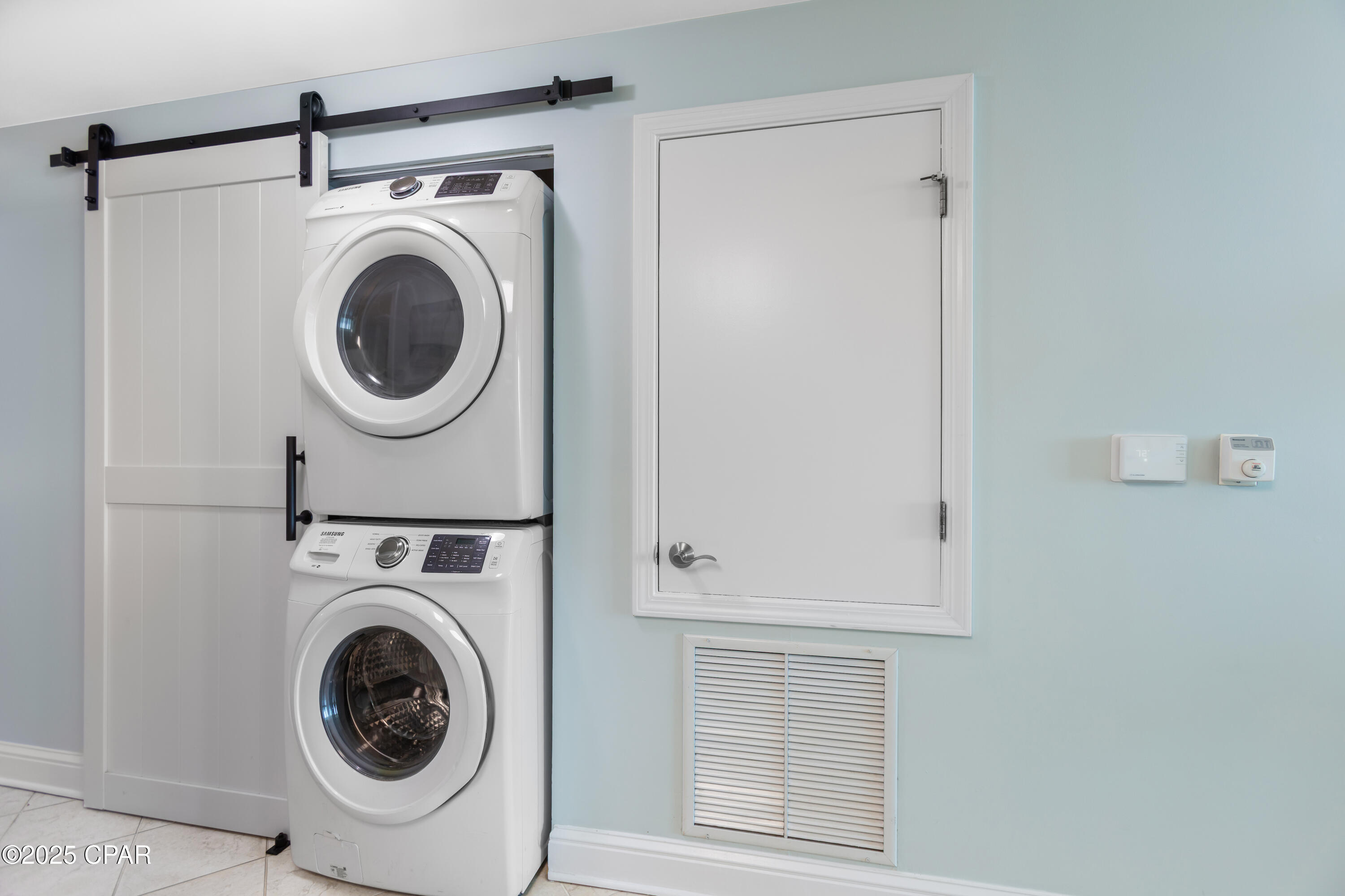 0iwdhgbogdd Xaqyn6euoq8snk4xtm5ii3y_tkmnqby