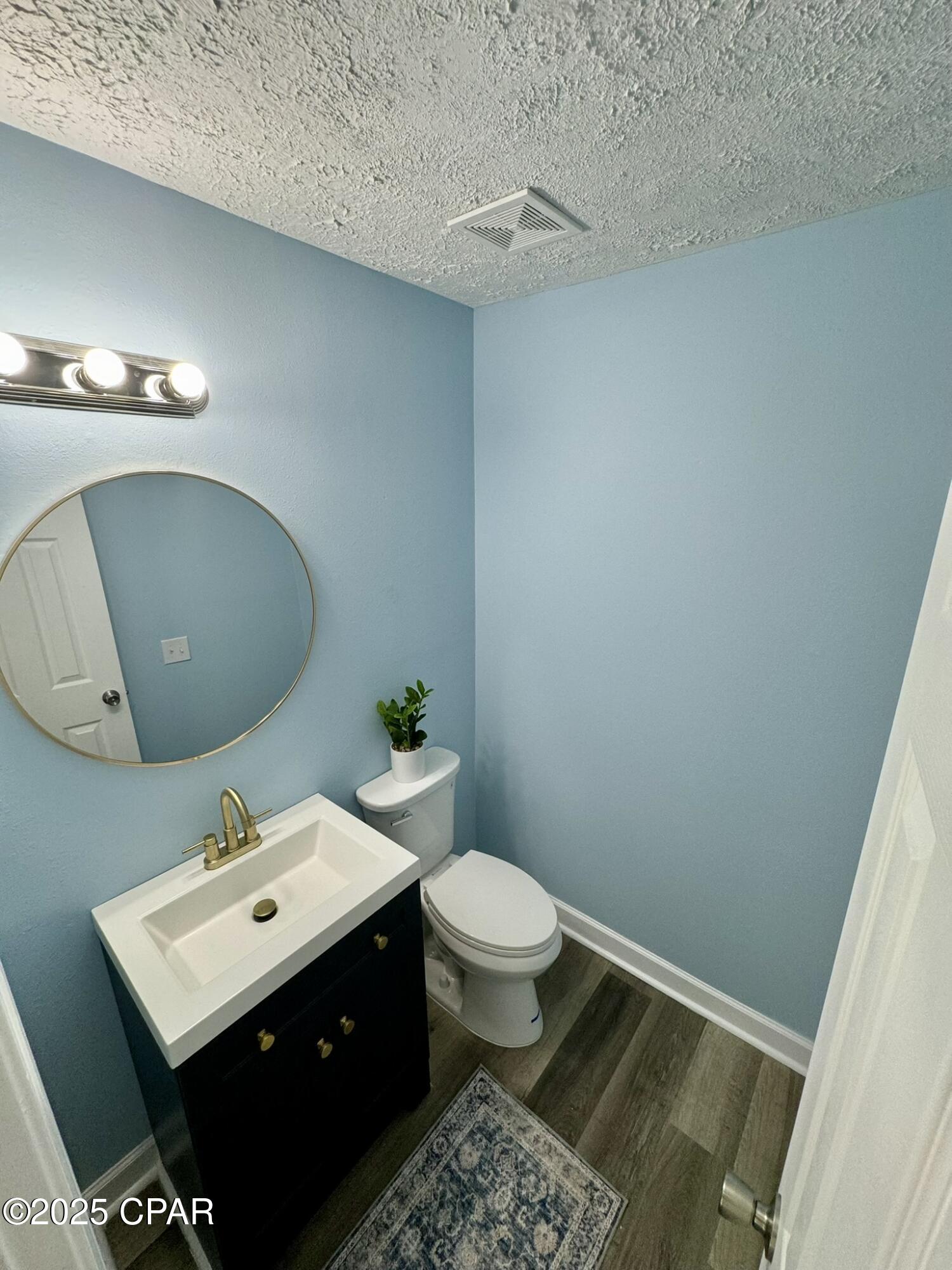 Image 29 For 211 Circle Drive