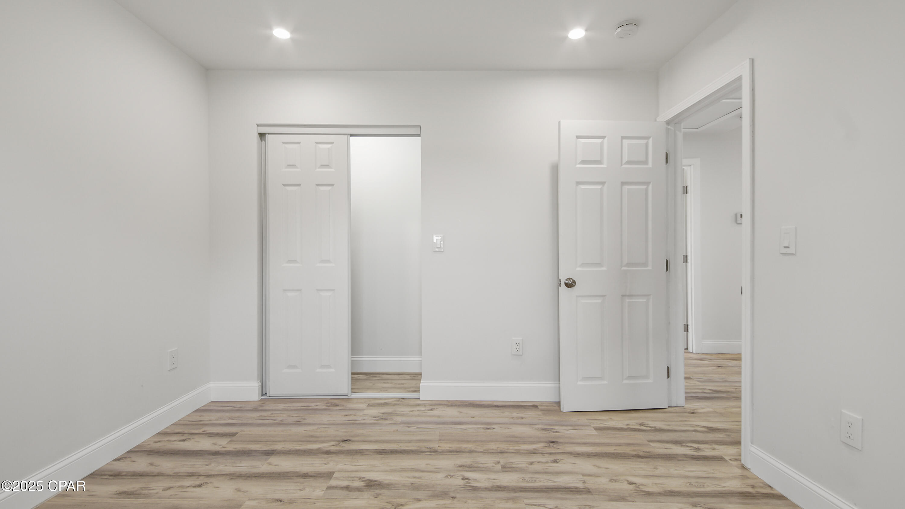 2ydvglzbm2khujha8txkour7lmqs1f2pfsj0akaob_c