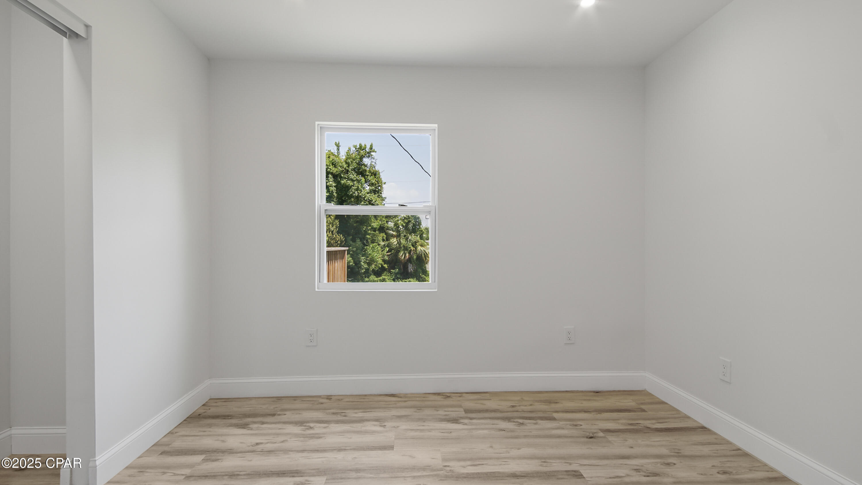 K Zoqdzyd57akaiapmgcyadnffkp6h4fhy54ar1yiou