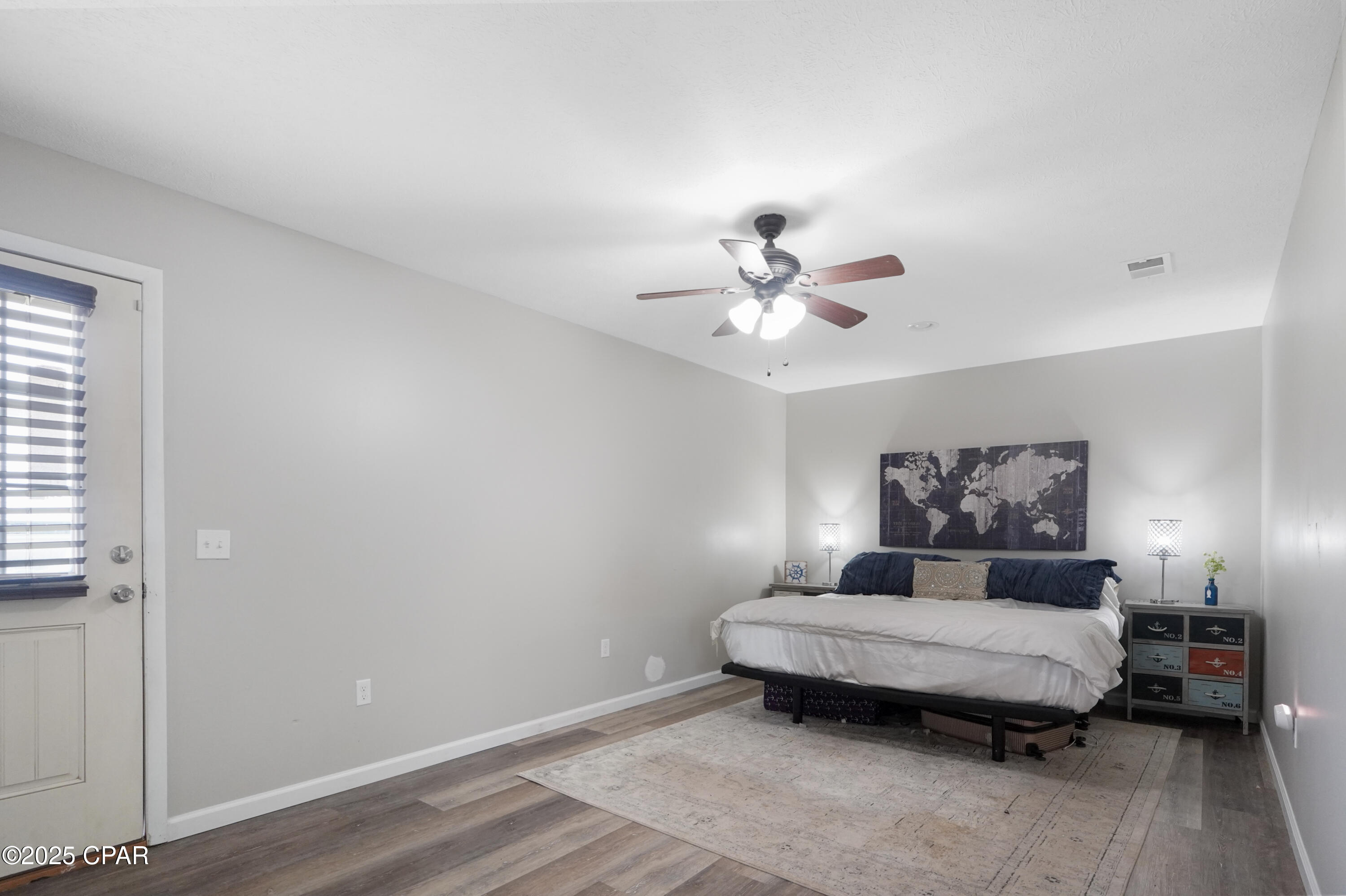 6slmovf40juntzd 4a7bmcmmc8t6smnnommywg4y42i