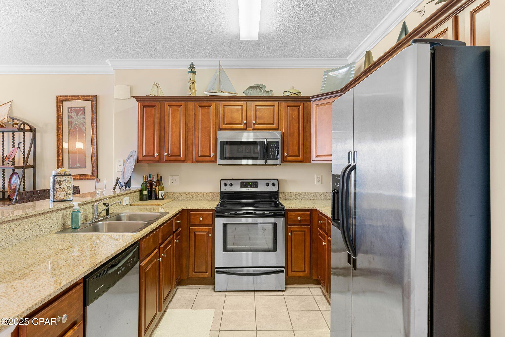 Kzznrxrqrxkwkqfoeah5lcby_ytz_fx6qi5wkh8gooe