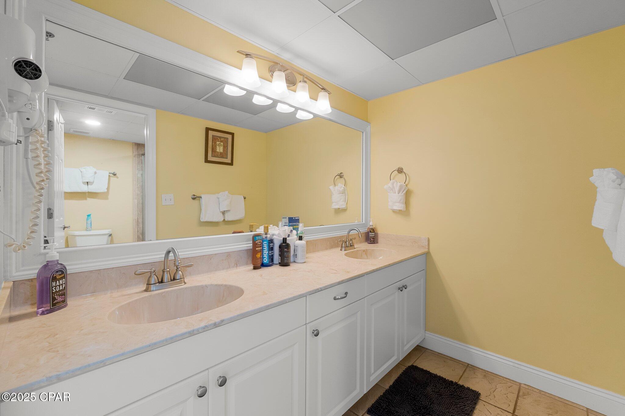 3ftfewe00tmzzmt67e7bwgu97m4yd3jd77fynsmp0ya