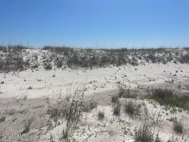 _2qey9wonuxjnrnfjq57bufy0xumk7ni63edqyennxe