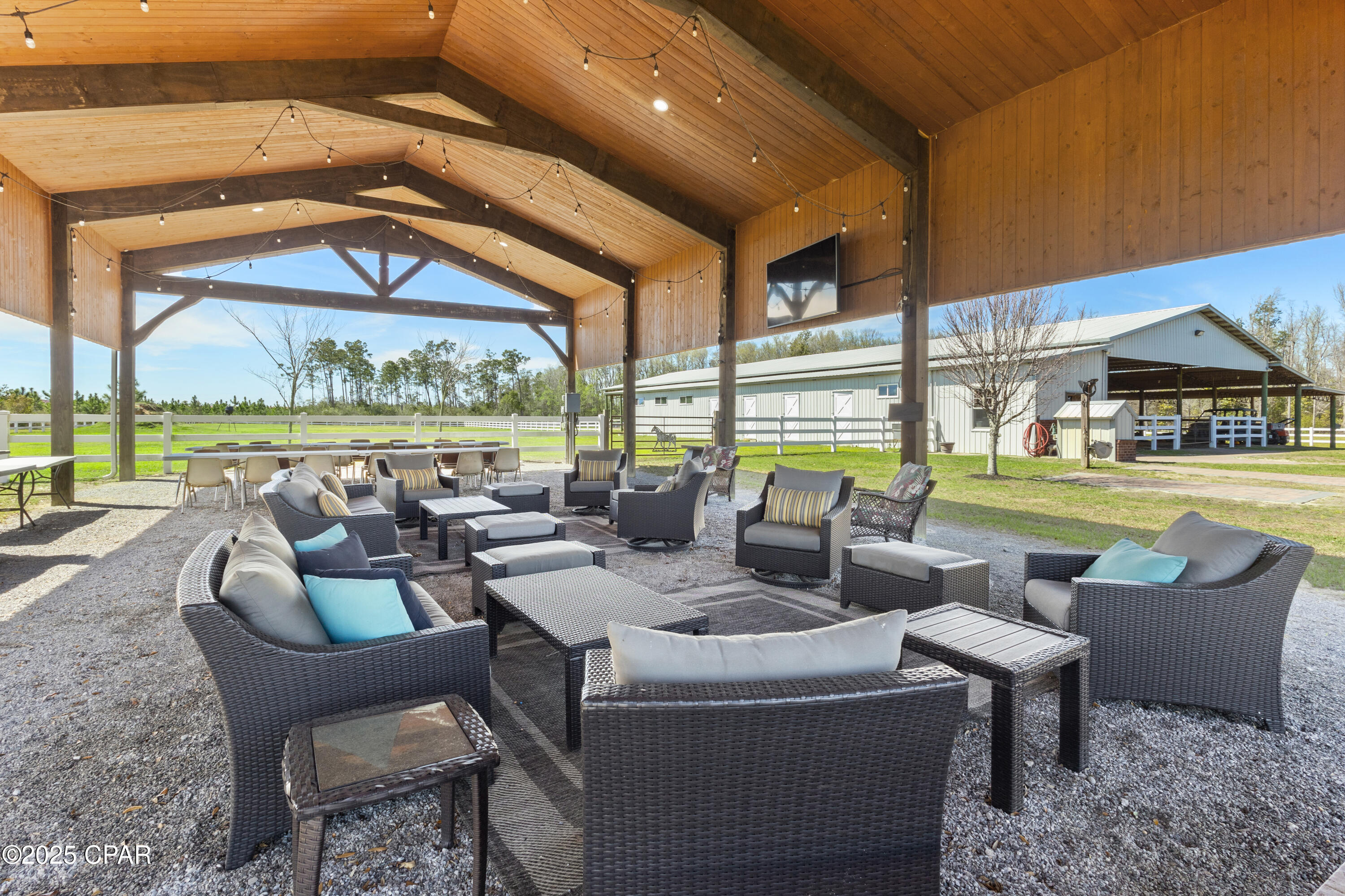 Docfjkcgzc2moxagwa6js_jddl8jjpebedub1ydzagy