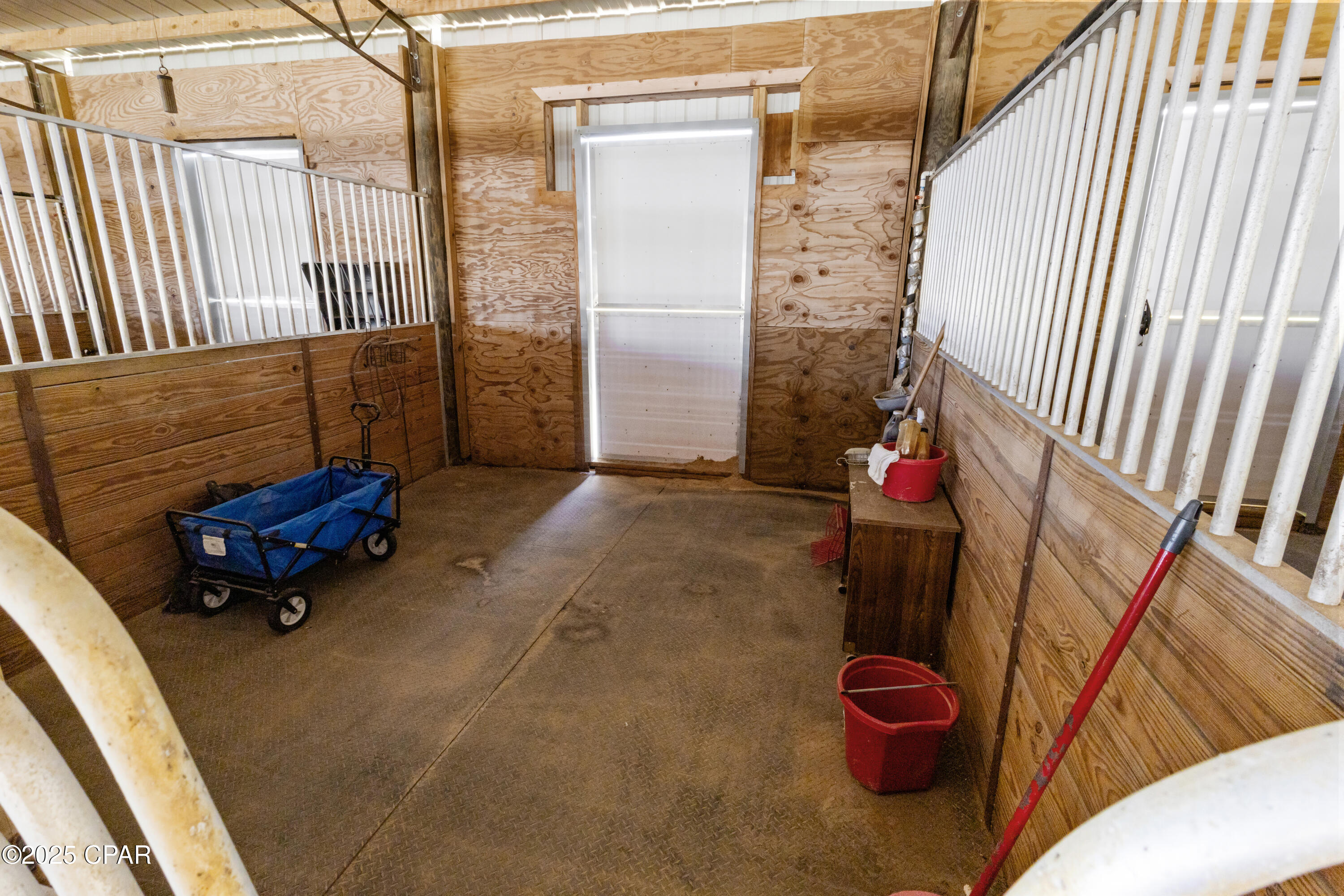 Gfekaucrlr6com5i8zuob Mpums2bce Xddnnqf7_ie