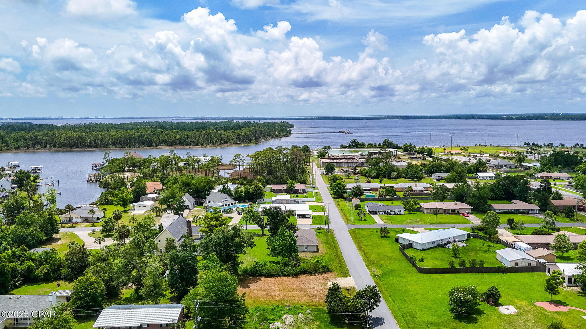 Ri_05v2dh2 Ivl5txiouvqi_ihj0kxlzrsia1jg7qnw